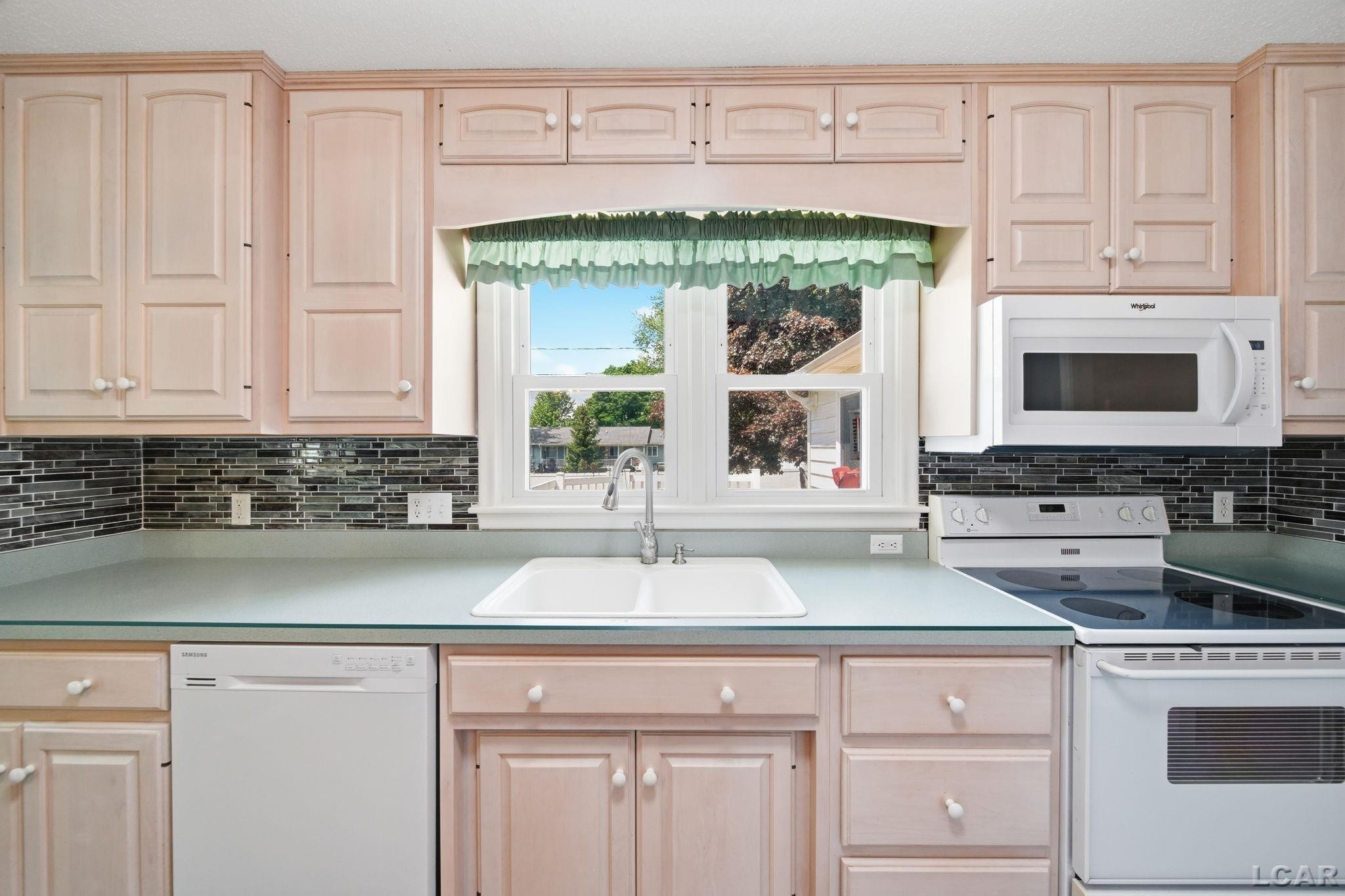 425 W Oregon Rd Street, Adrian, MI 49221 — Photo 29