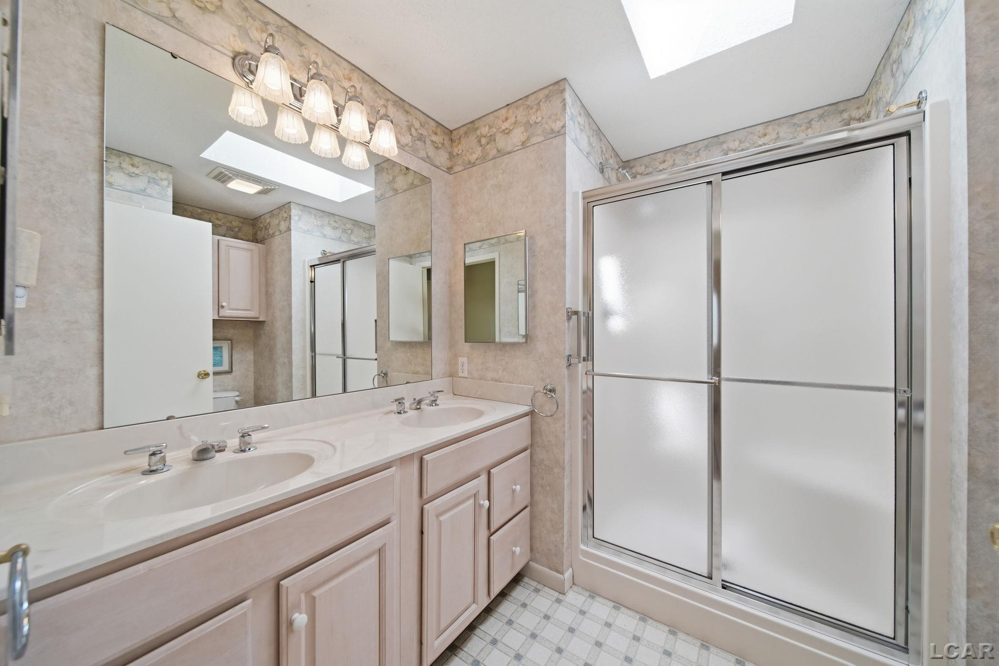 425 W Oregon Rd Street, Adrian, MI 49221 — Photo 33