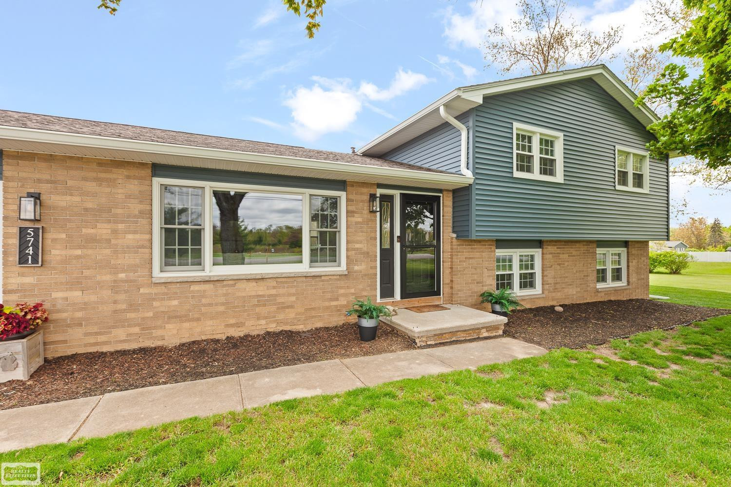 5741 N. Adrian Hwy. Road, Adrian, MI 49221