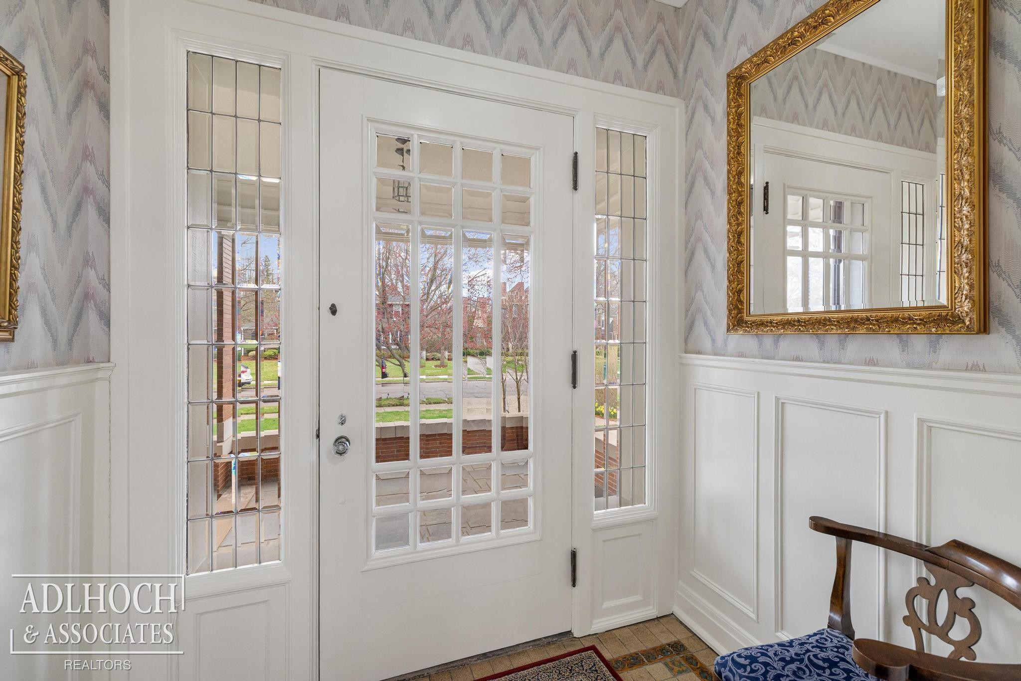 1020 Kensington Avenue, Grosse Pointe, MI 48230 — Photo 3