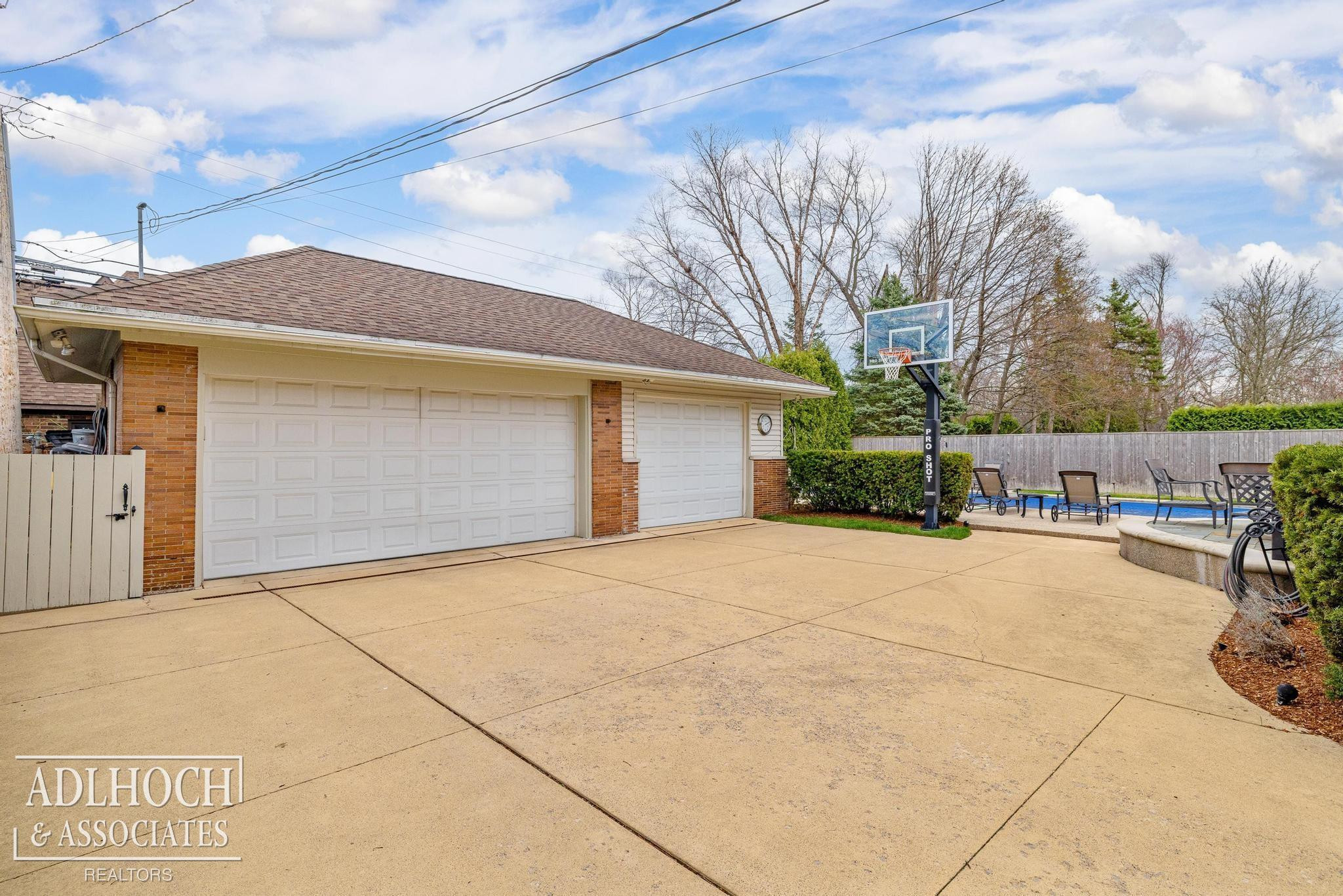 1020 Kensington Avenue, Grosse Pointe, MI 48230 — Photo 37