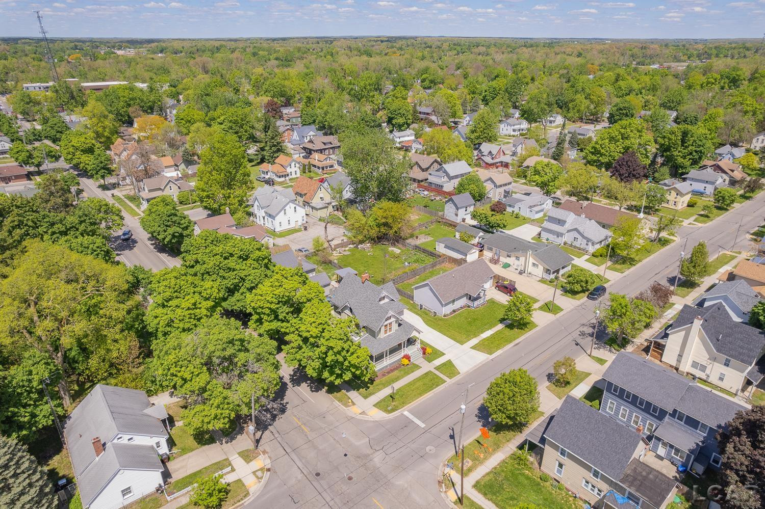 403 N Locust St Street, Adrian, MI 49221 — Photo 59
