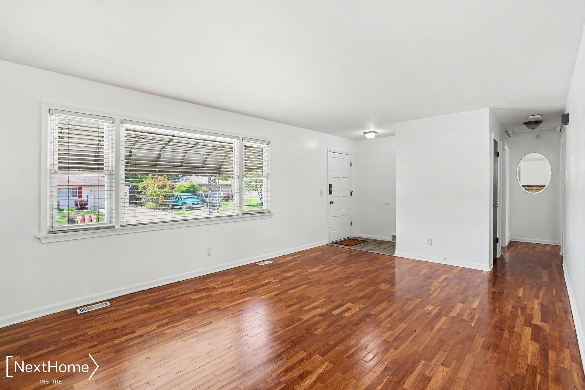 2007 Chelan Street, Flint, MI 48503 — Photo 5