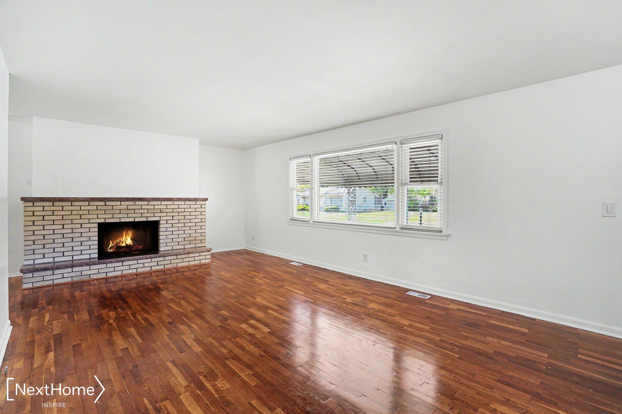 2007 Chelan Street, Flint, MI 48503 — Photo 6