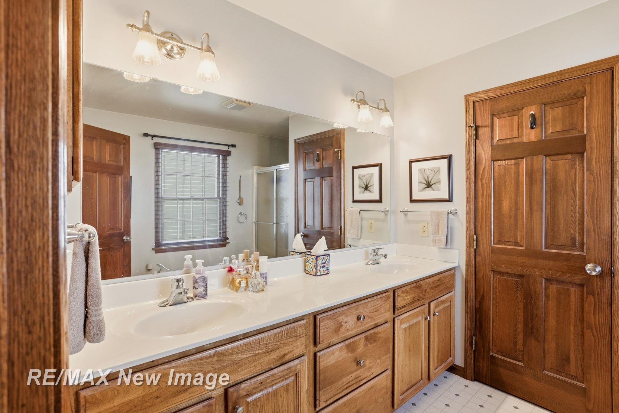 9151 Heatherfield Lane, Saginaw, MI 48609 — Photo 31