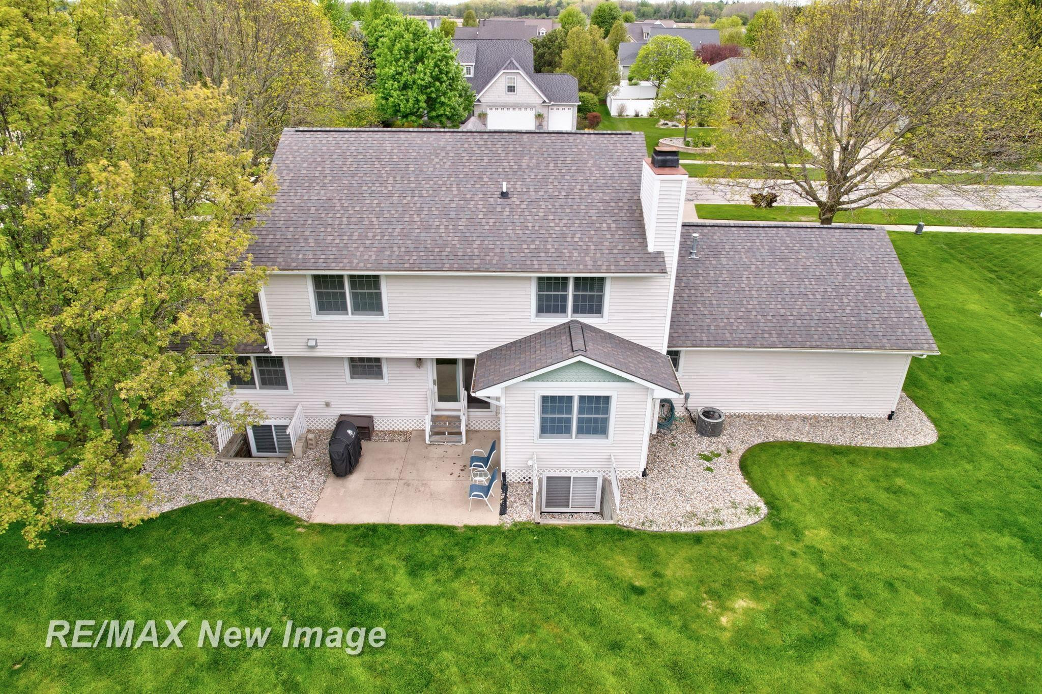 9151 Heatherfield Lane, Saginaw, MI 48609 — Photo 60