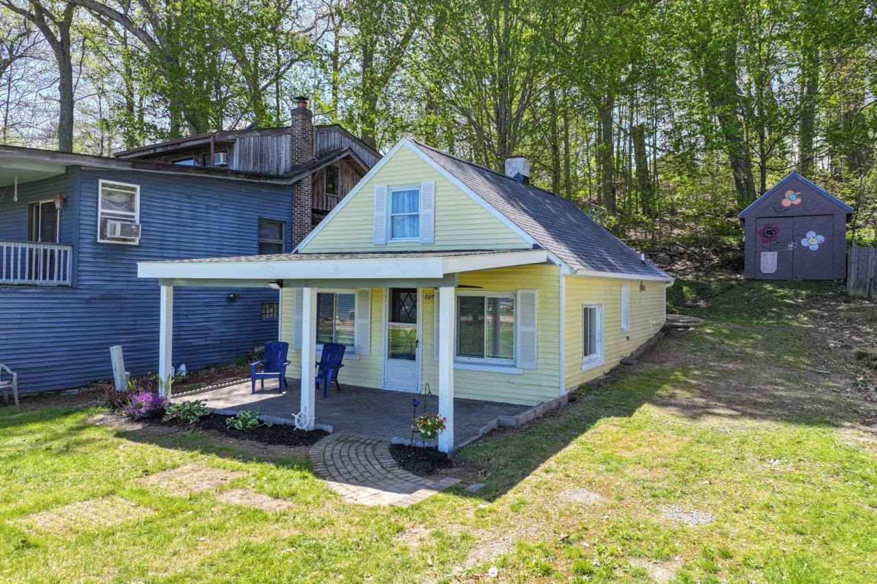 2074 Gray Park Drive, Lapeer, MI 48446 — front exterior