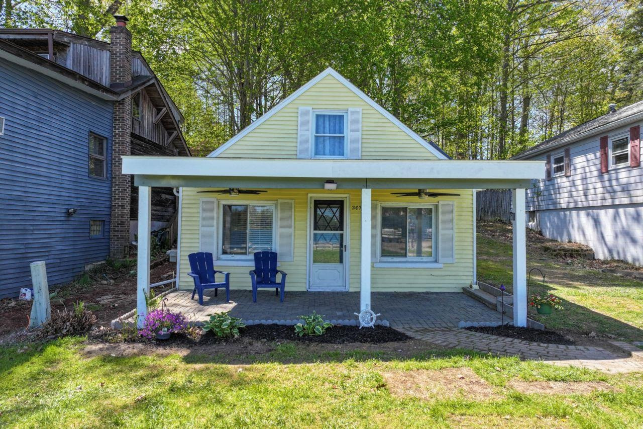 2074 Gray Park Drive, Lapeer, MI 48446 — Photo 3