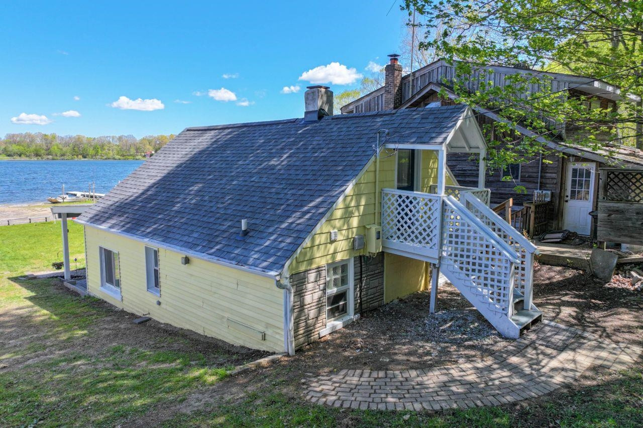 2074 Gray Park Drive, Lapeer, MI 48446 — Photo 23