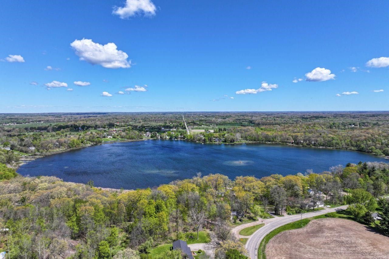 2074 Gray Park Drive, Lapeer, MI 48446 — Photo 32