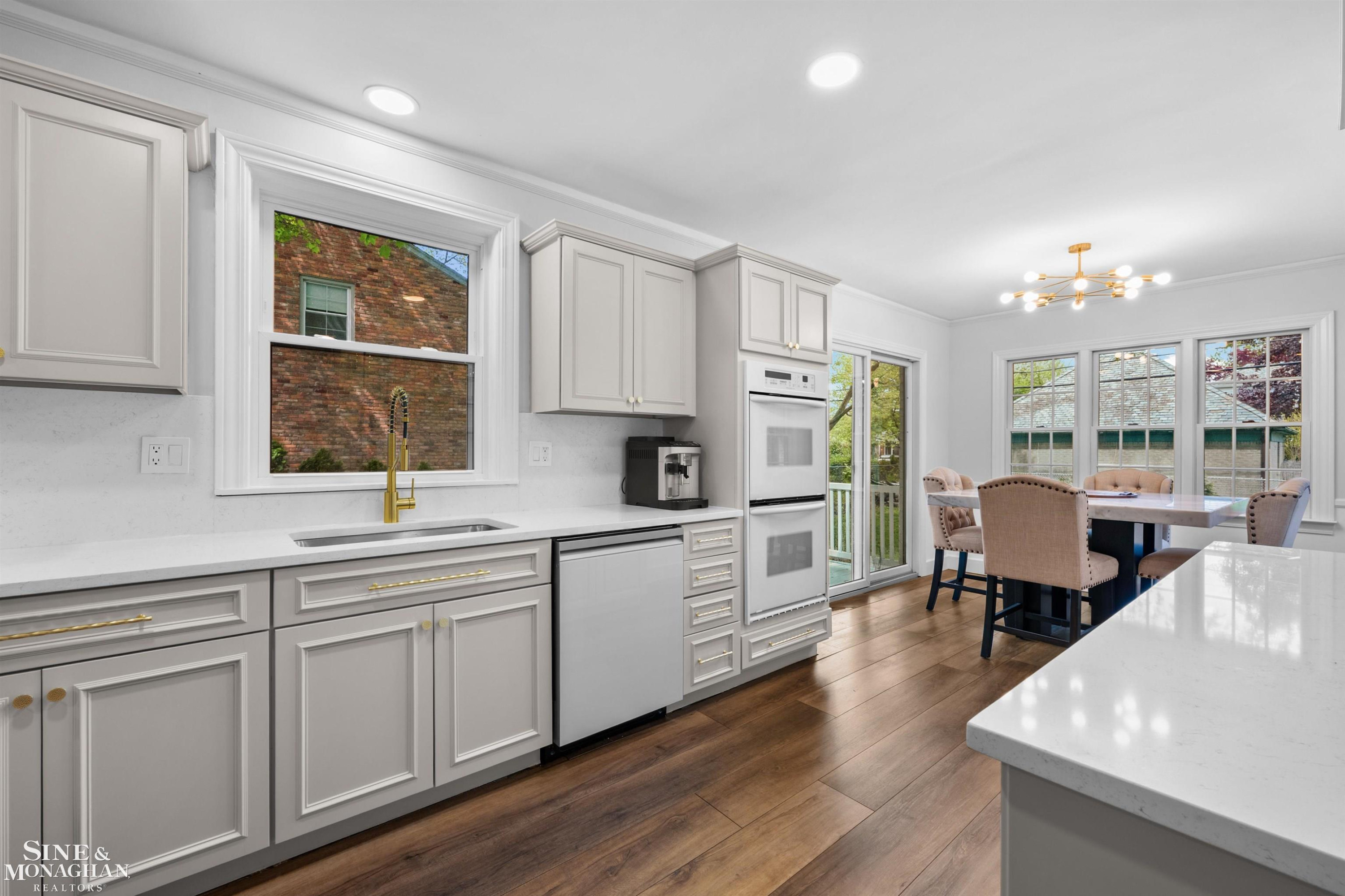 652 Pemberton Road, Grosse Pointe Park, MI 48230 — Photo 13