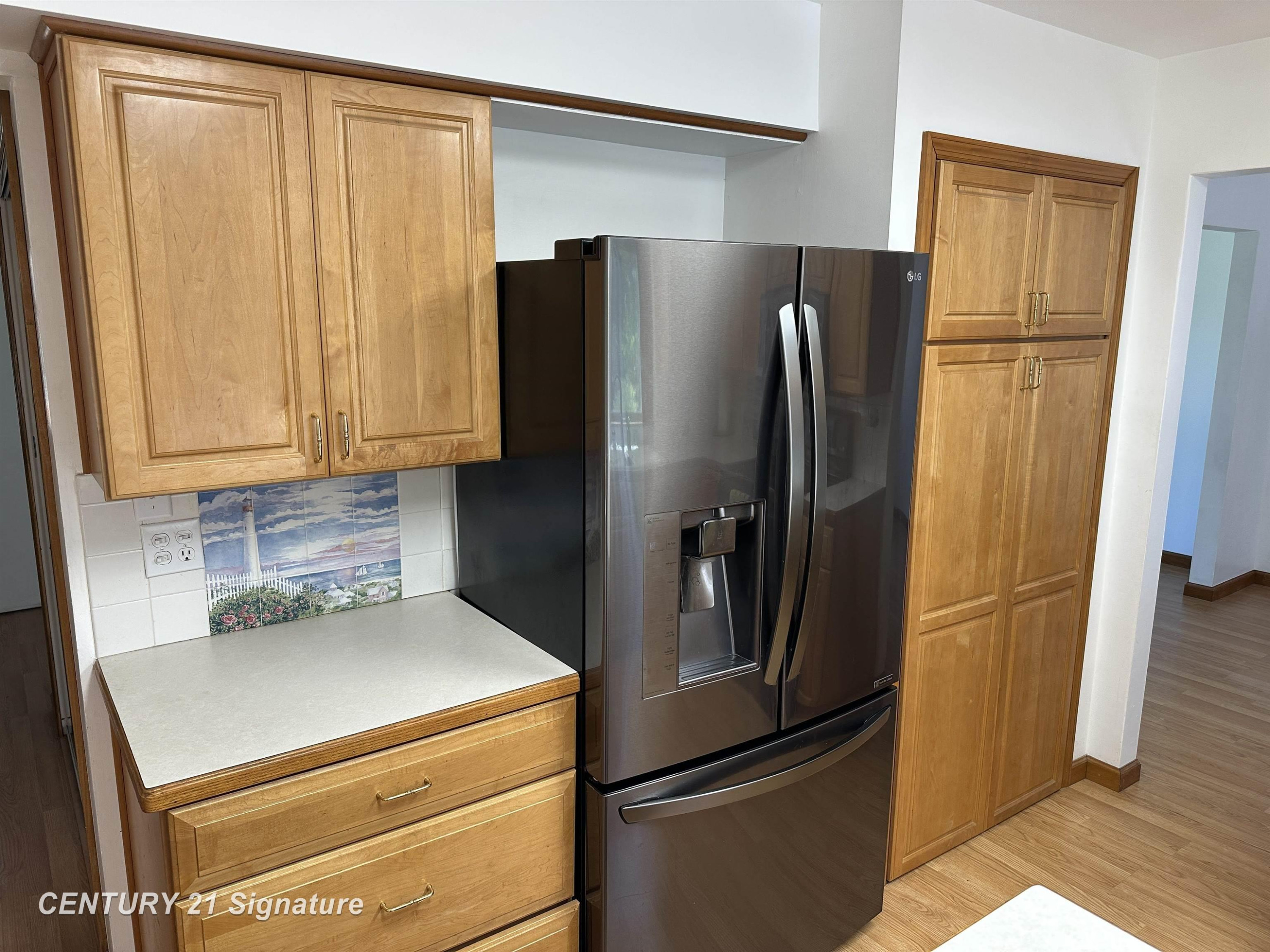 312 Sunrise Drive, Flushing, MI 48433 — Photo 6