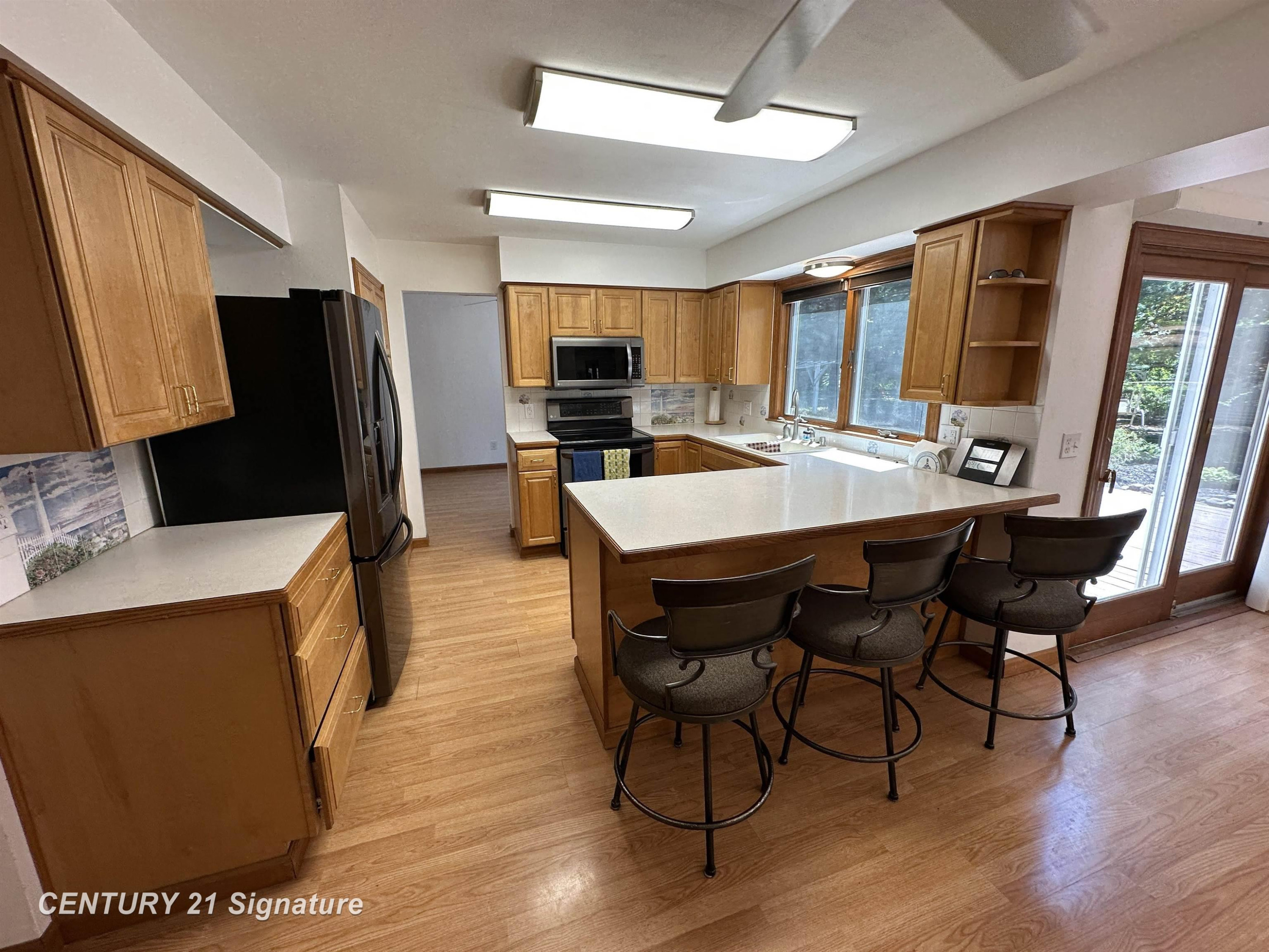 312 Sunrise Drive, Flushing, MI 48433 — Photo 7