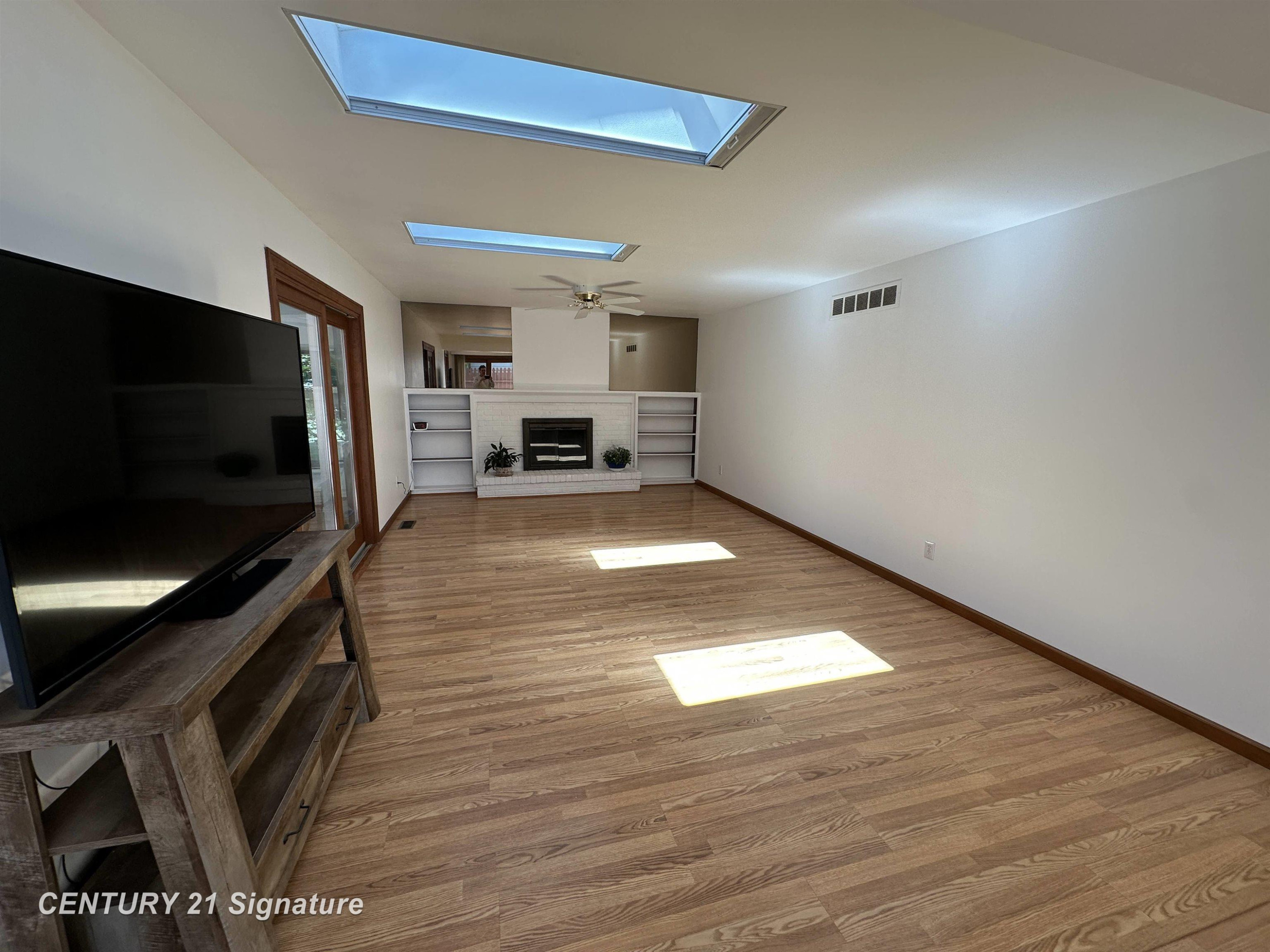 312 Sunrise Drive, Flushing, MI 48433 — Photo 15