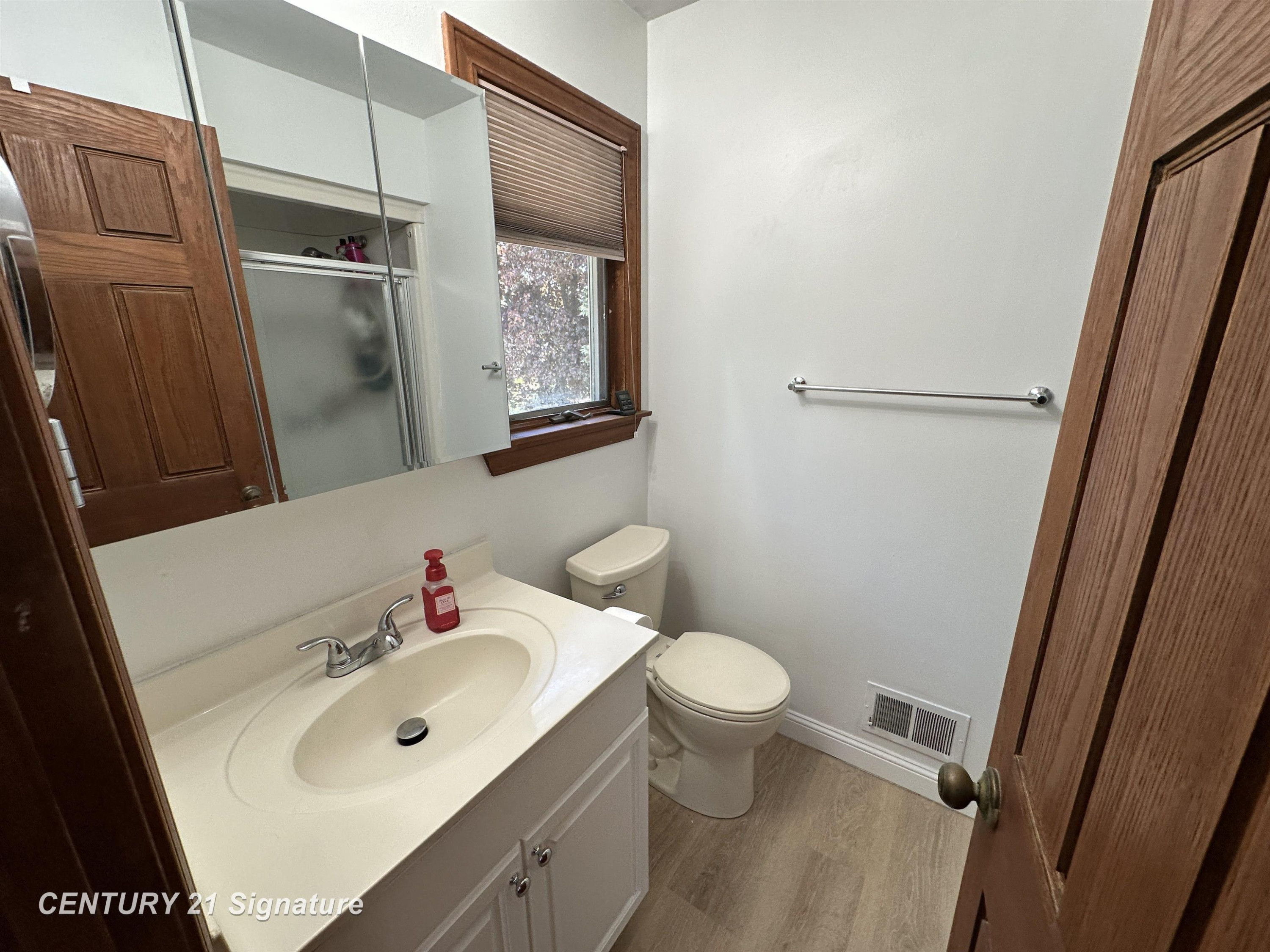 312 Sunrise Drive, Flushing, MI 48433 — Photo 22