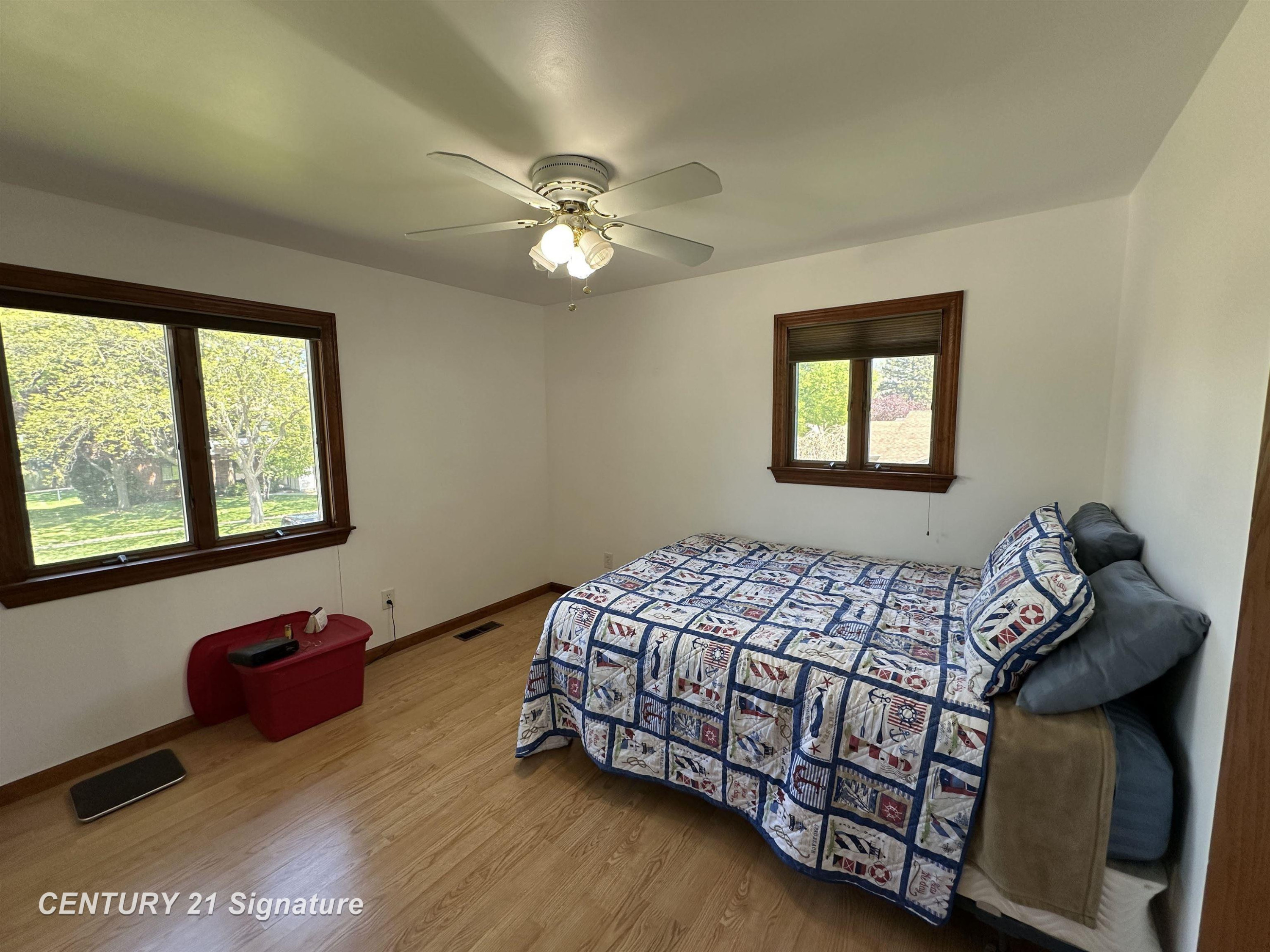 312 Sunrise Drive, Flushing, MI 48433 — Photo 23