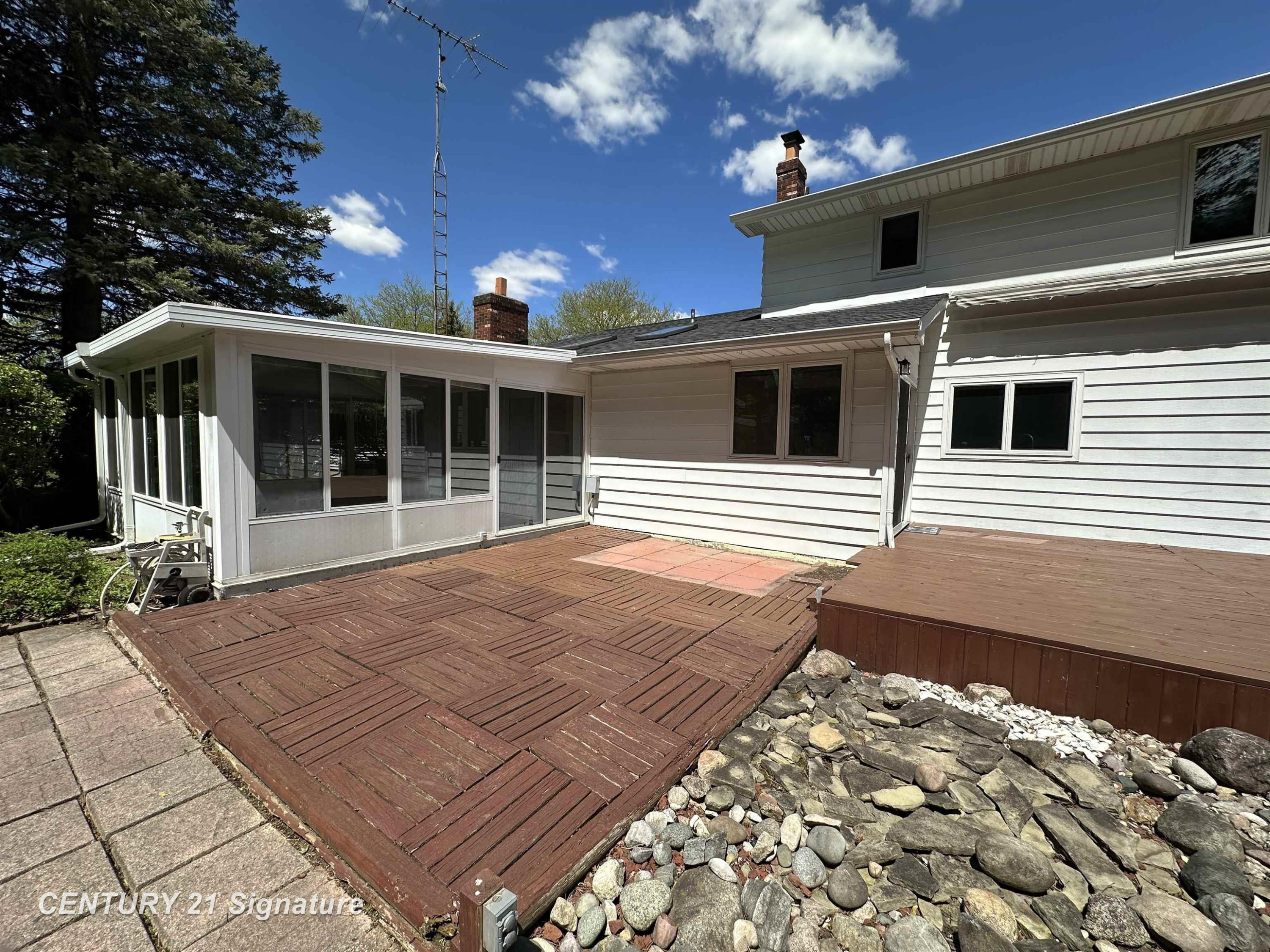 312 Sunrise Drive, Flushing, MI 48433 — Photo 38