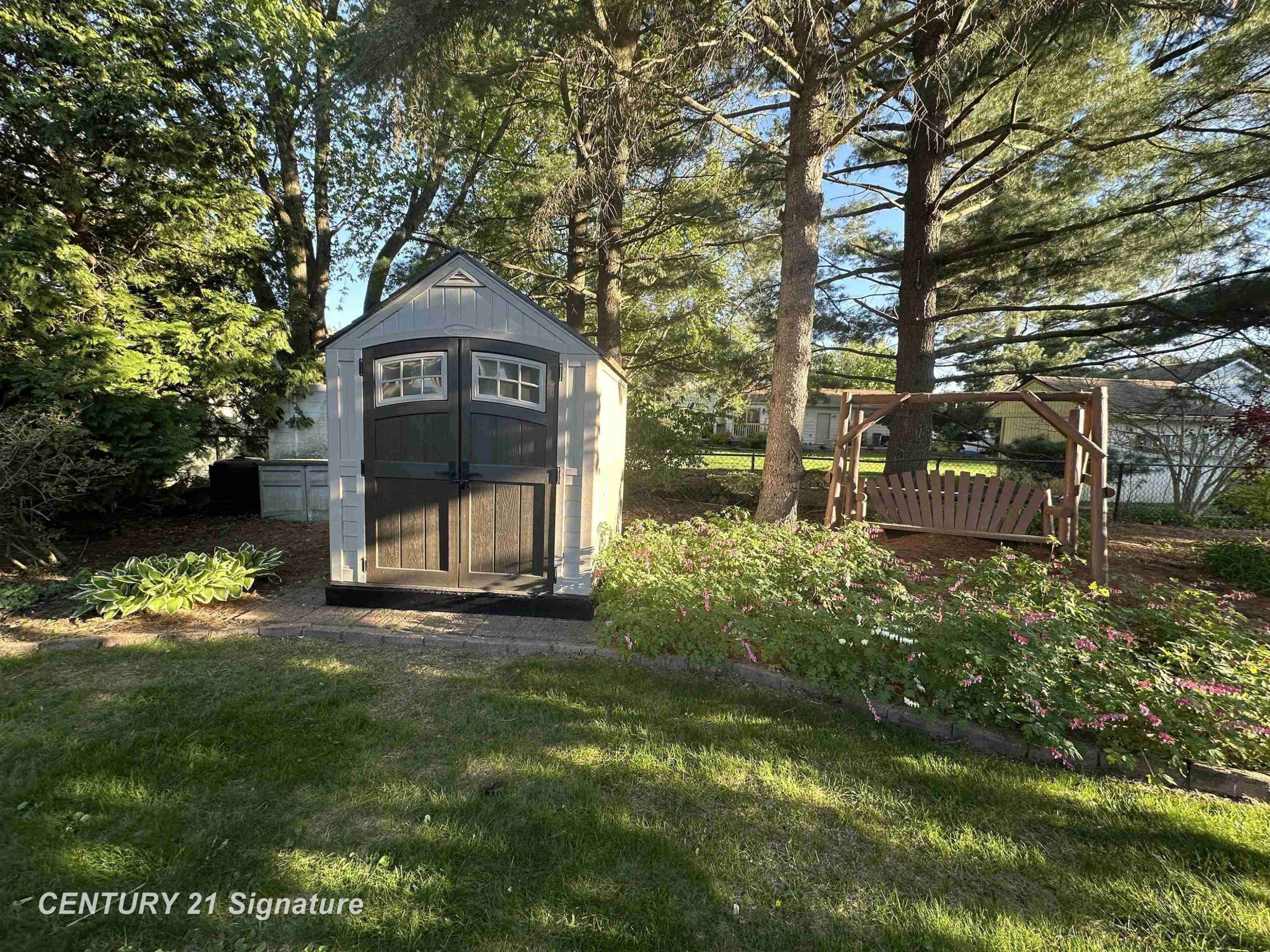 312 Sunrise Drive, Flushing, MI 48433 — Photo 44