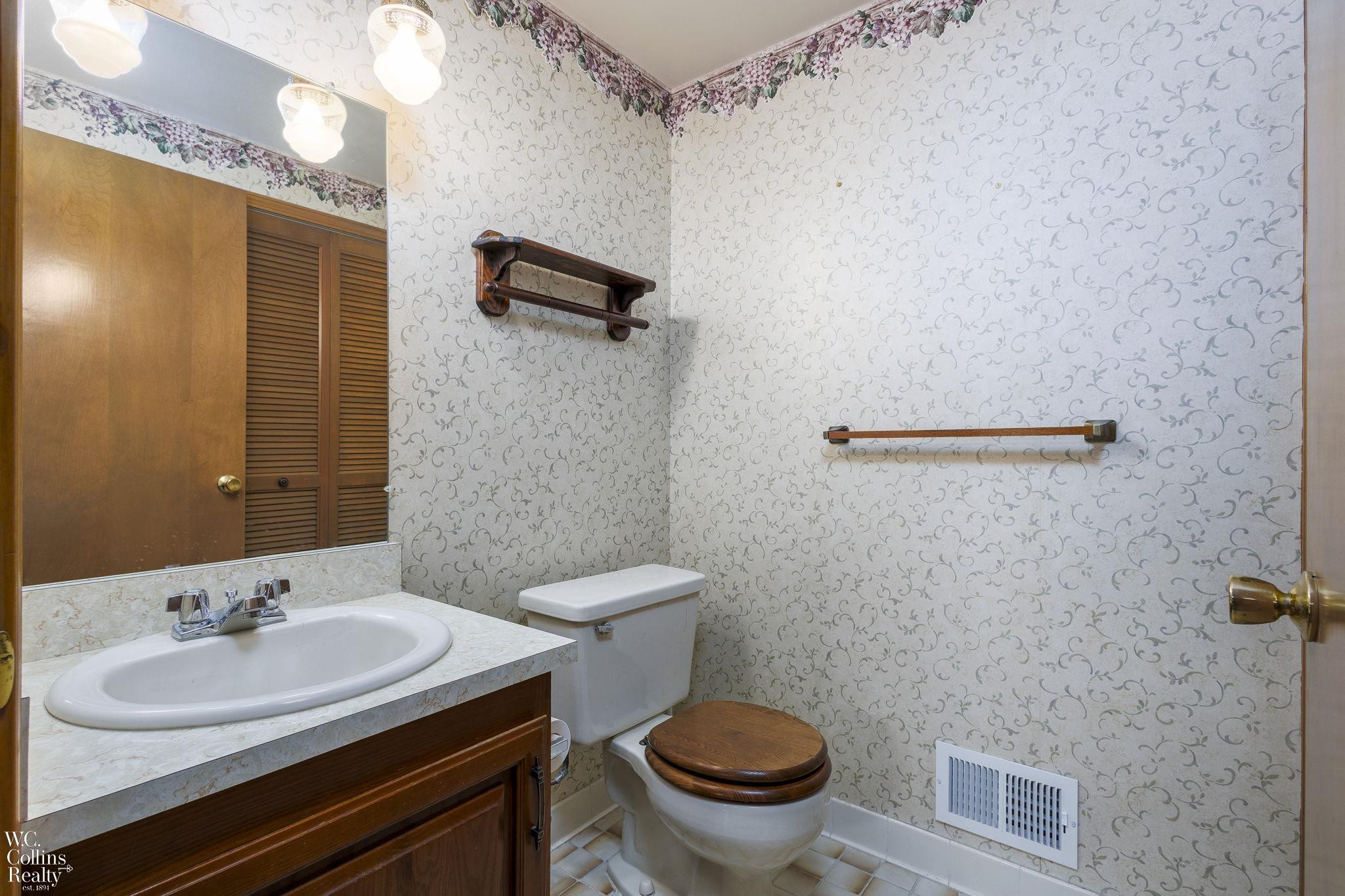 34095 Mulvey Road, Fraser, MI 48026 — Photo 15