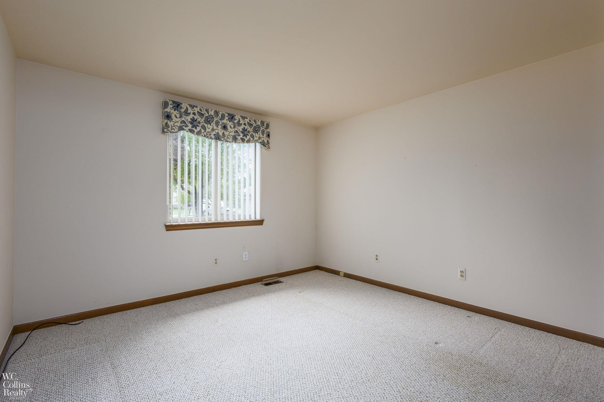 34095 Mulvey Road, Fraser, MI 48026 — Photo 17