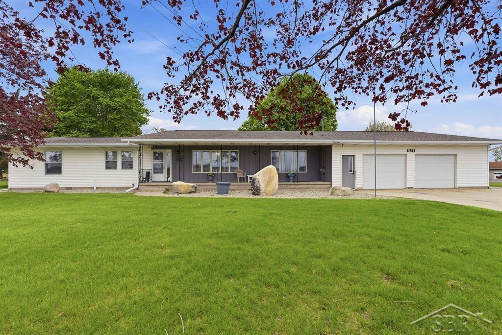 3751 N Mackinaw Road, Pinconning, MI 48650 — Photo 2