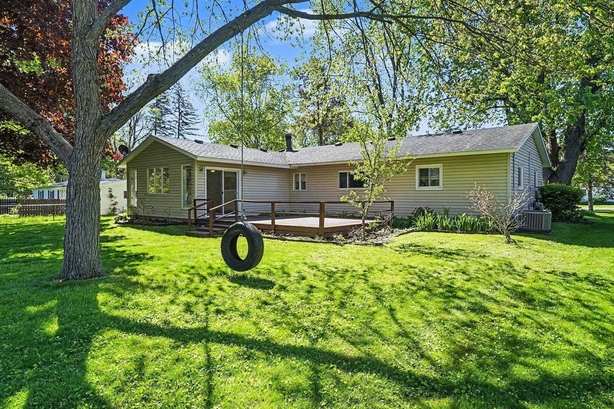 521 Rust Park Drive, Grand Blanc, MI 48439 — Photo 22