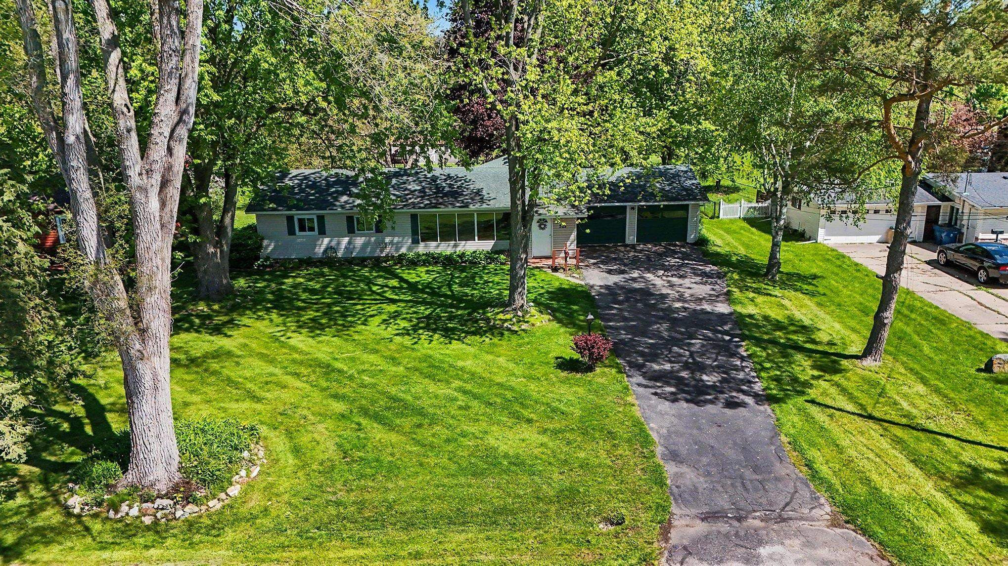 521 Rust Park Drive, Grand Blanc, MI 48439 — Photo 24