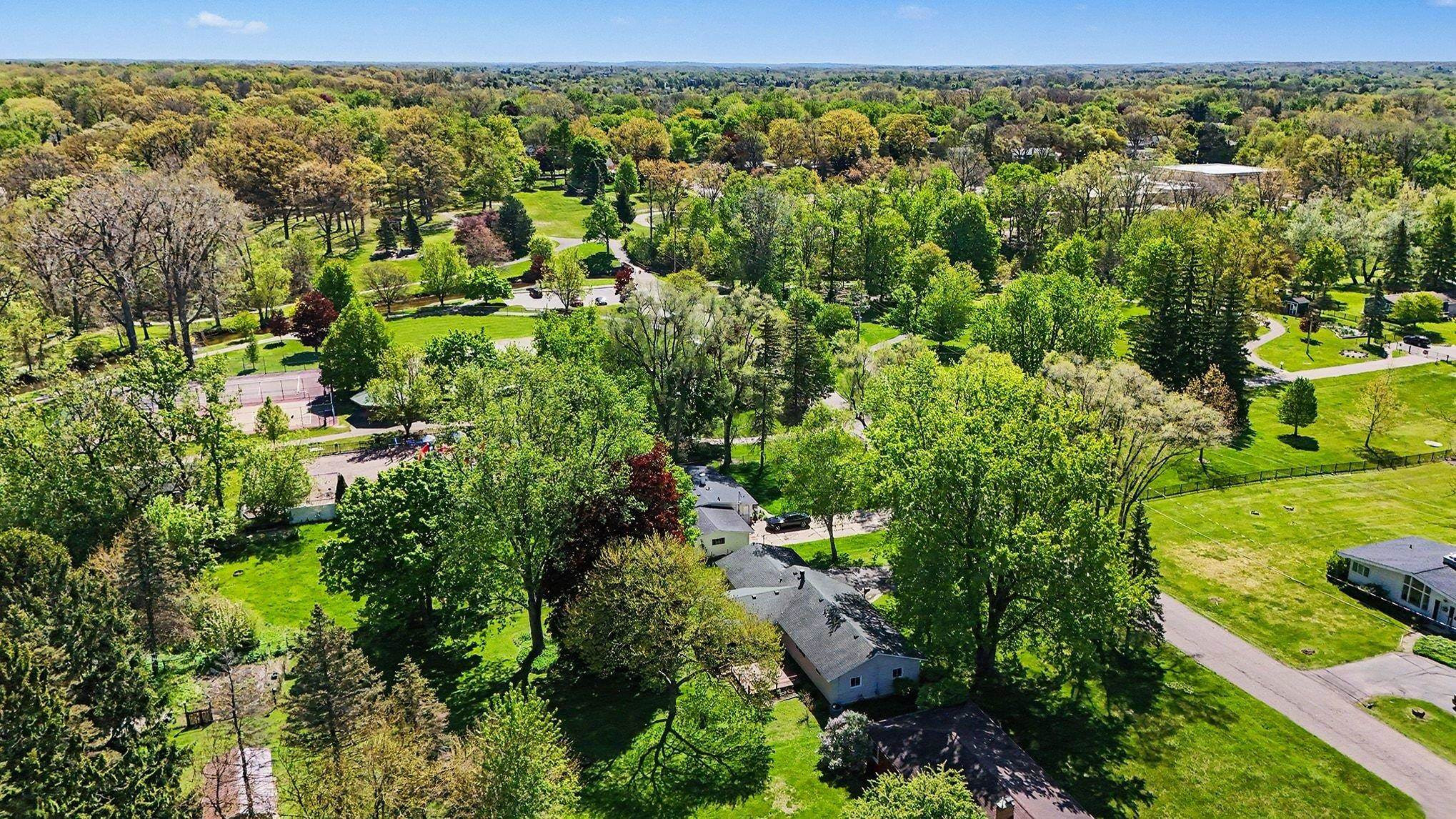 521 Rust Park Drive, Grand Blanc, MI 48439 — Photo 26