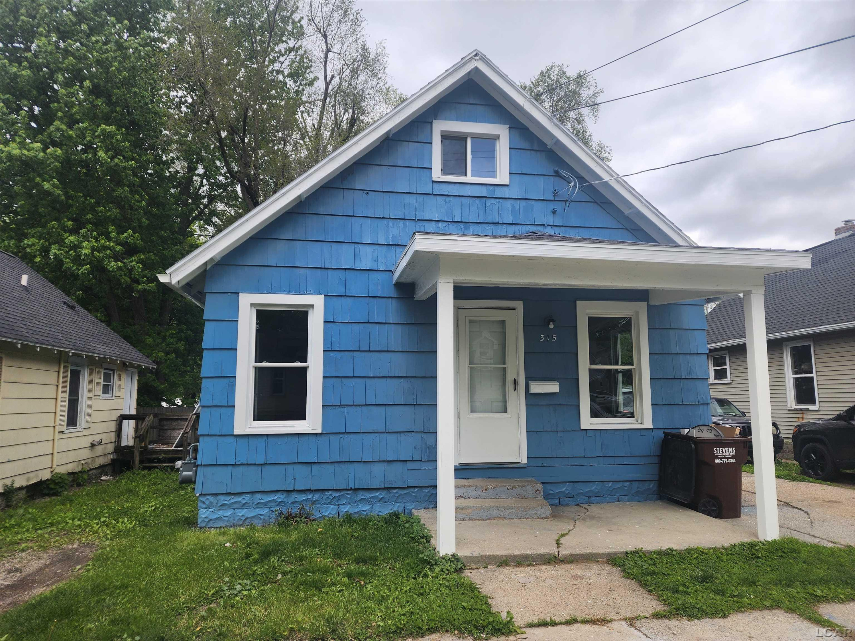 315 Lawrence Street, Adrian, MI 49221 — front exterior