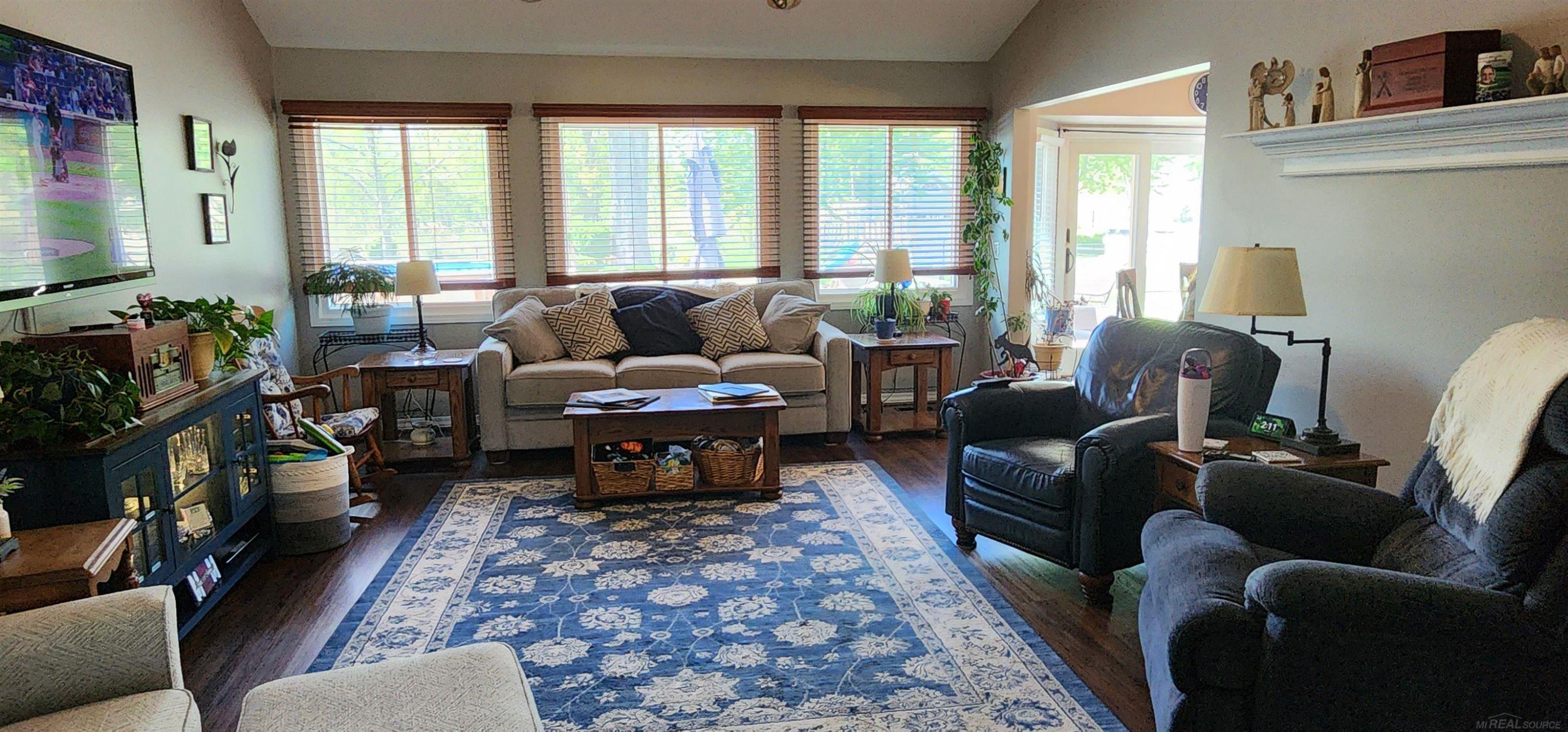 46809 Burt Court, Chesterfield, MI 48047 — Photo 8