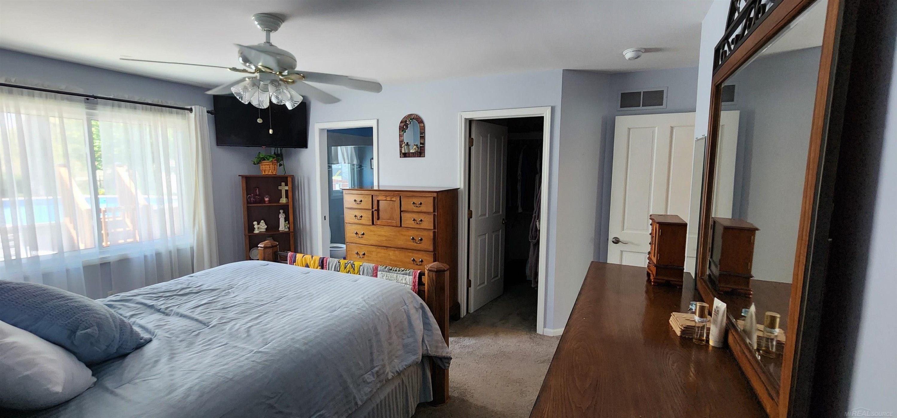 46809 Burt Court, Chesterfield, MI 48047 — Photo 23