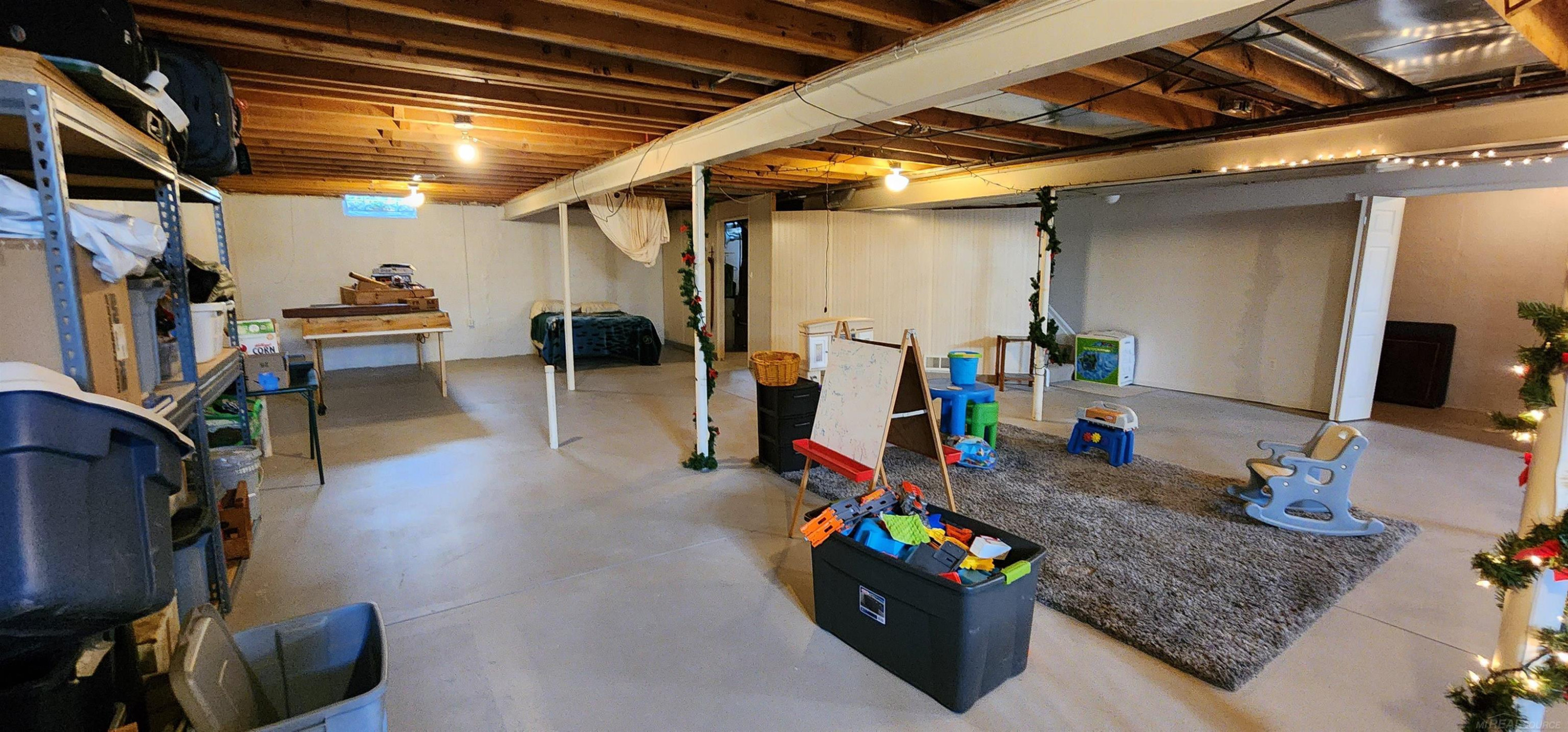 46809 Burt Court, Chesterfield, MI 48047 — Photo 30