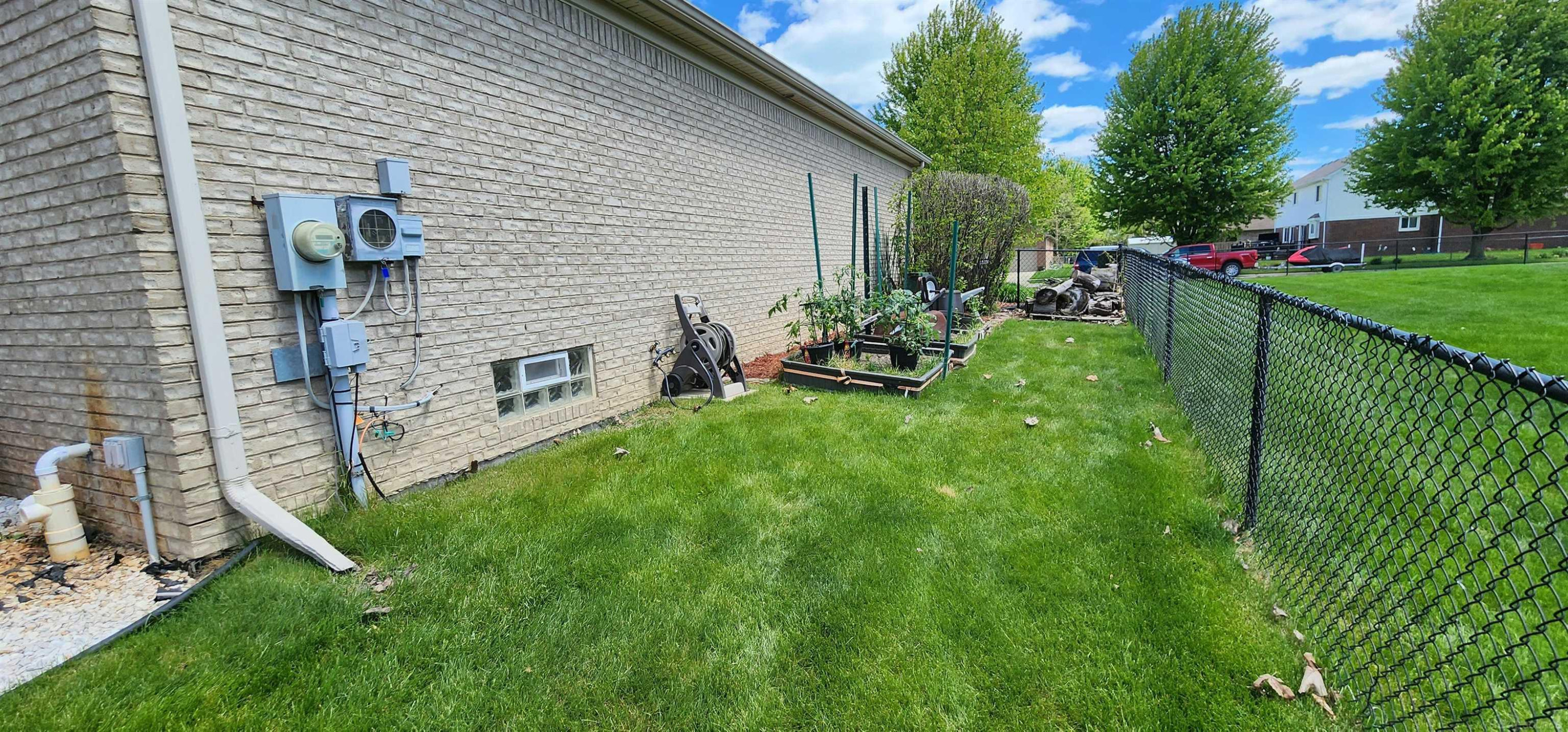 46809 Burt Court, Chesterfield, MI 48047 — Photo 46
