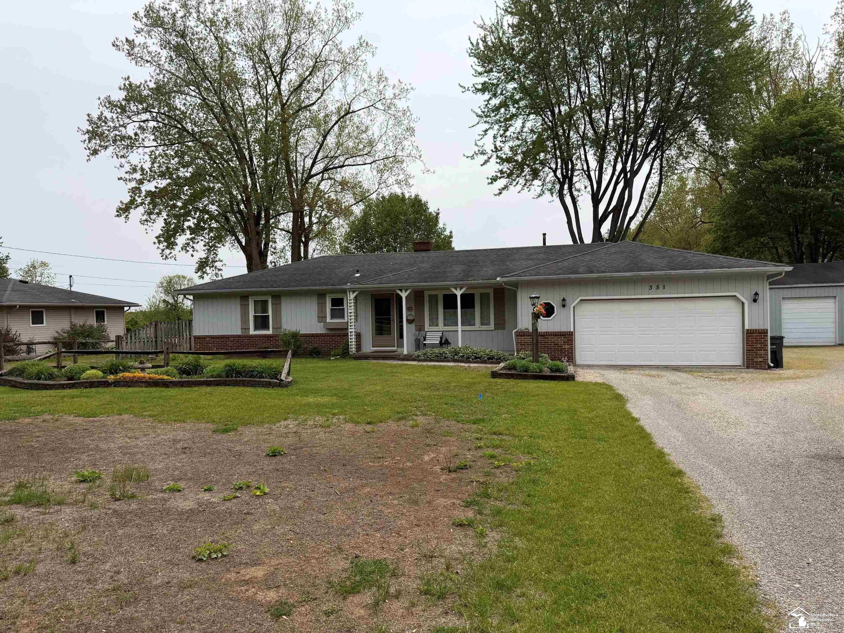 351 E Temperance Road, Temperance, MI 48182 — front exterior