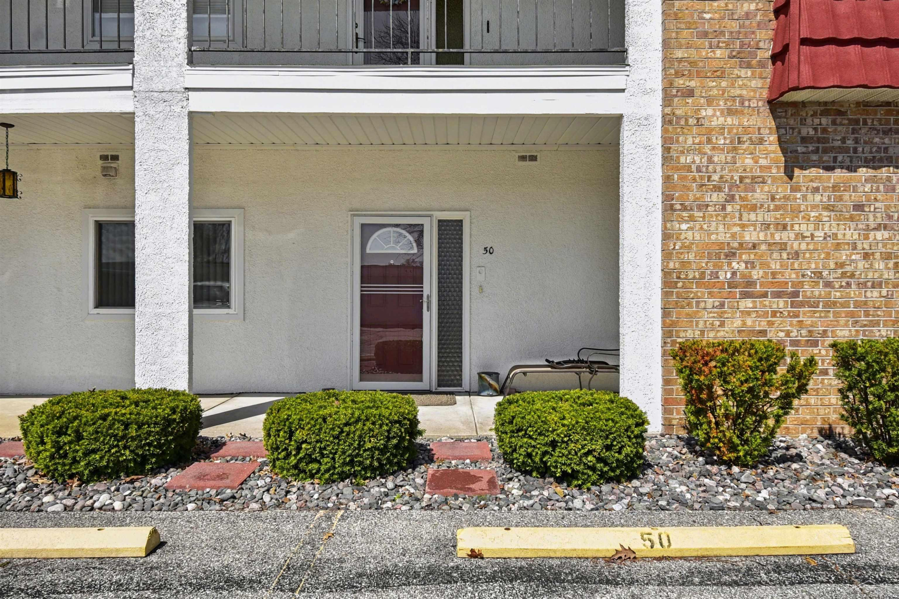 9030 Greenway Boulevard, D-50, Saginaw, MI 48609 — Photo 3
