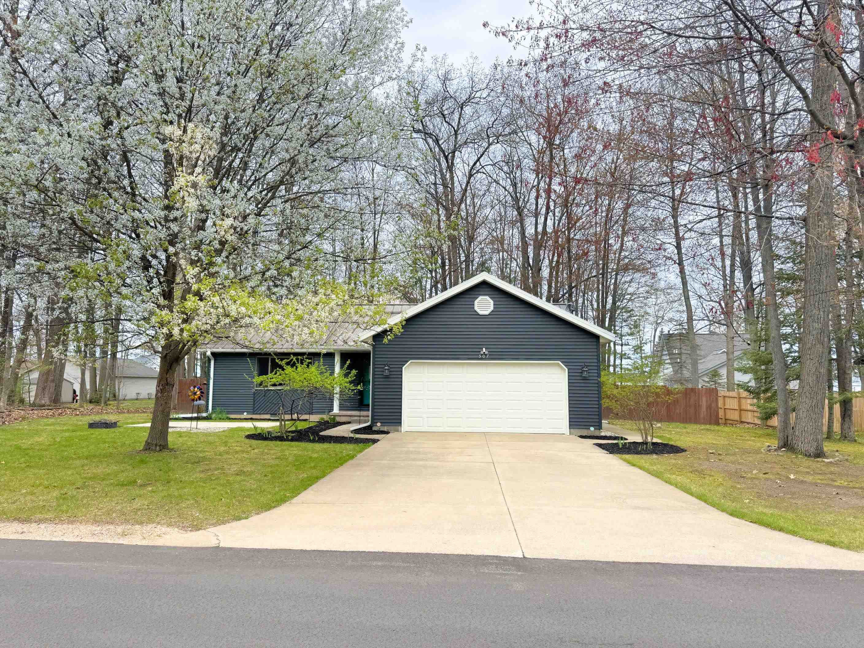 507 Chippewa Trail, Prudenville, MI 48651 — Photo 29