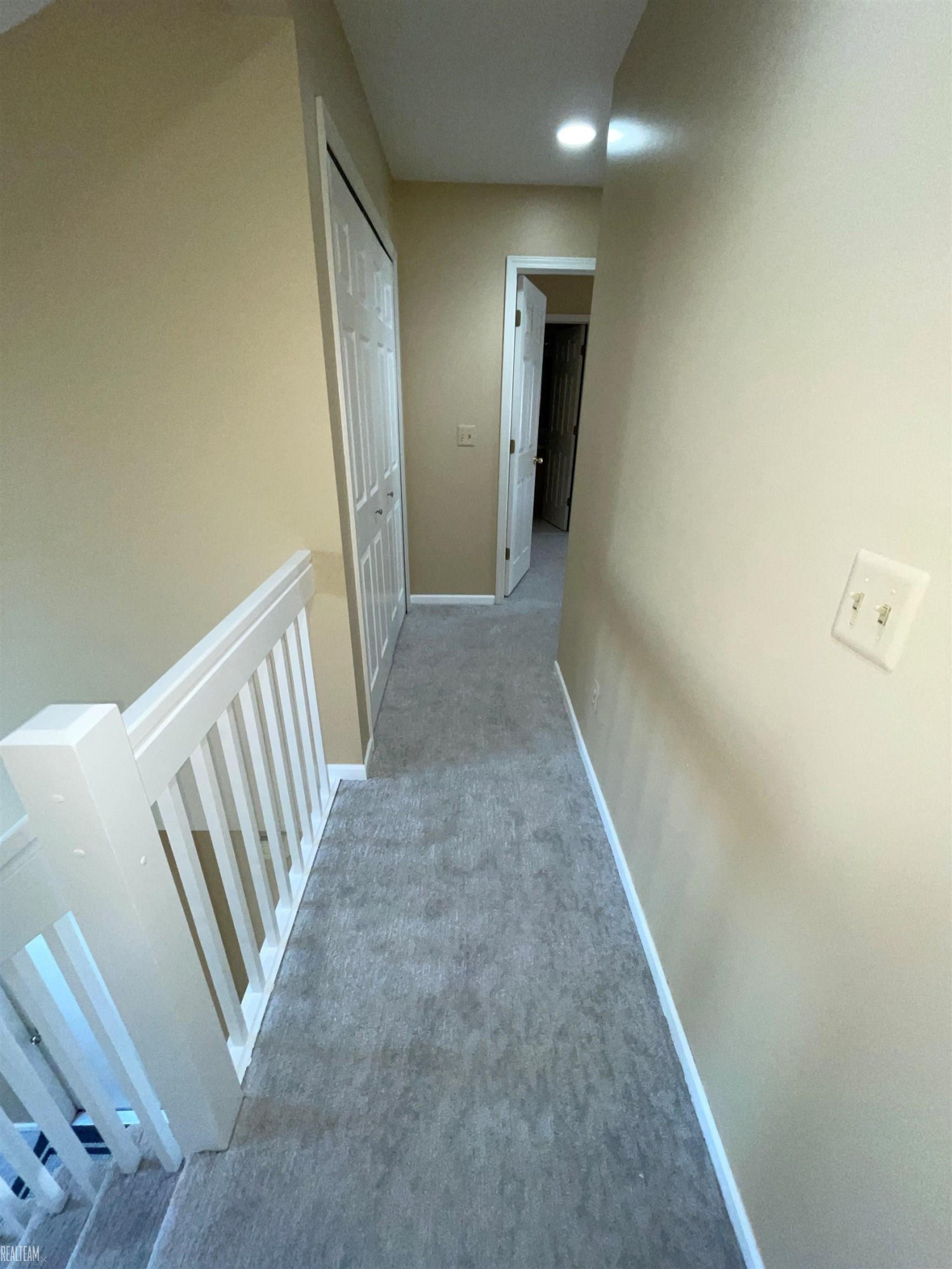 42200 Aspen Court, Clinton Twp, MI 48038 — Photo 11