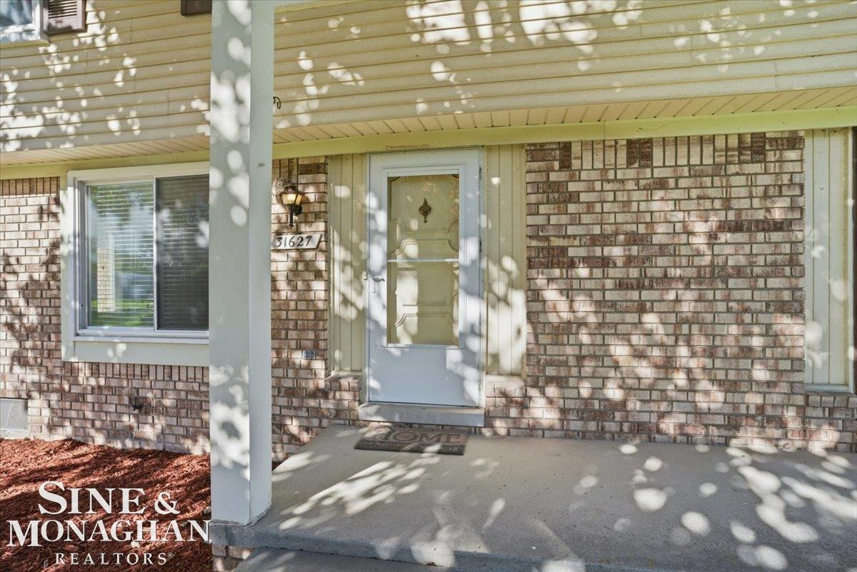 31627 Breezeway Street, New Baltimore, MI 48047 — Photo 3