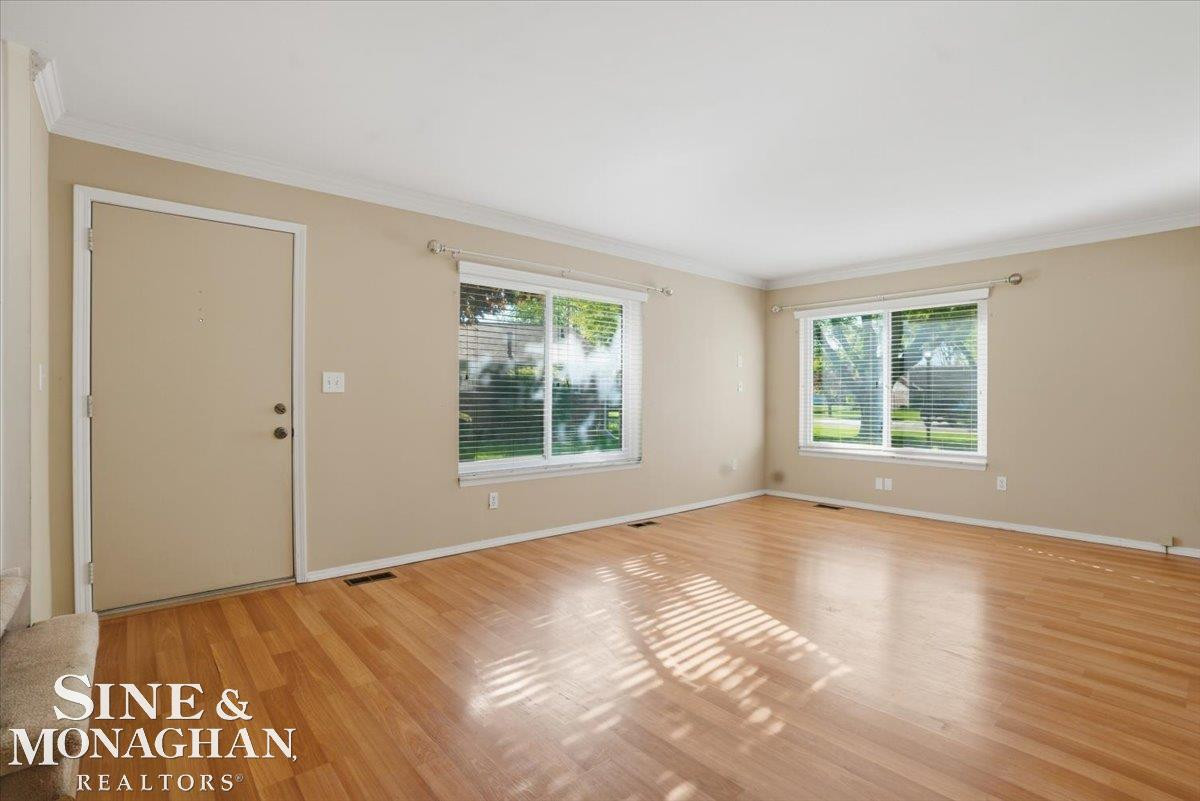 31627 Breezeway Street, New Baltimore, MI 48047 — Photo 6