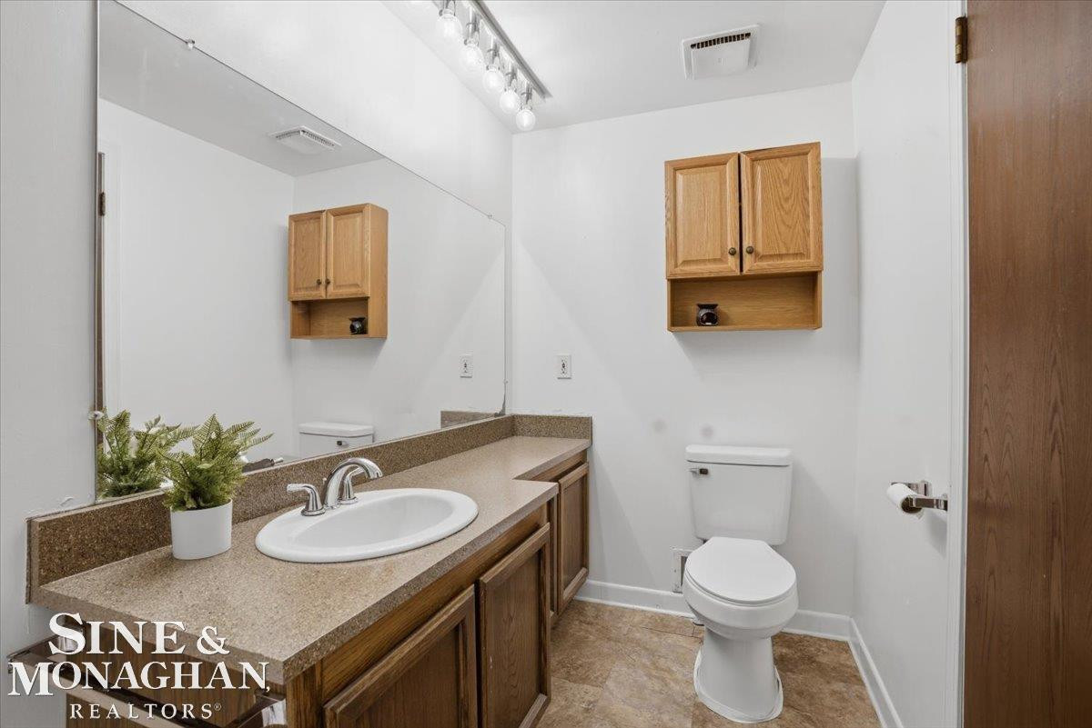 31627 Breezeway Street, New Baltimore, MI 48047 — Photo 17