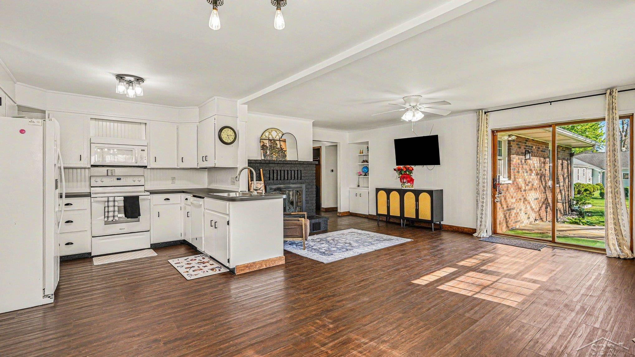 6190 Maple Road, Frankenmuth, MI 48734 — Photo 3
