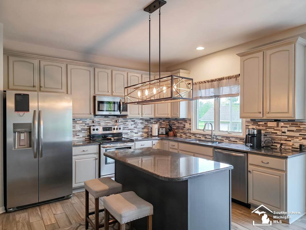 209 Orleans Avenue, Monroe, MI 48162 — Photo 10