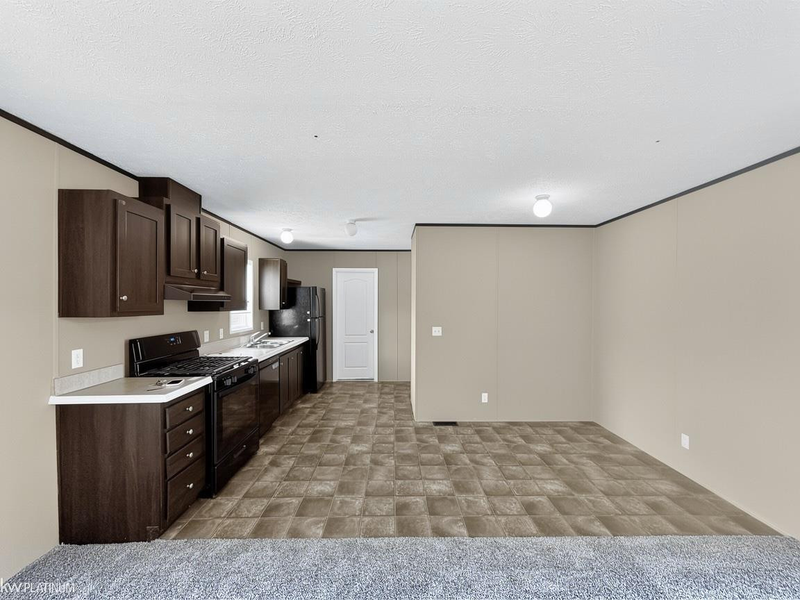 48581 Pineview Drive, Shelby Twp, MI 48317 — Photo 6