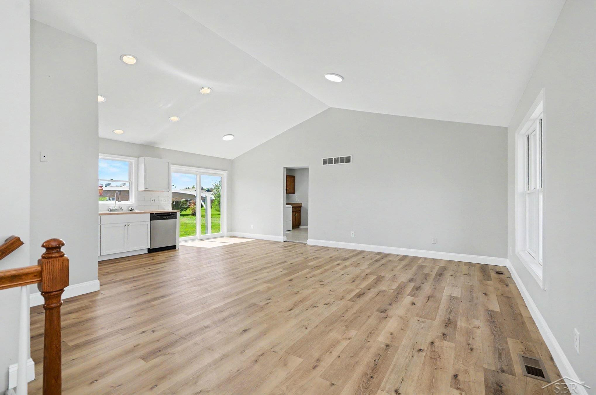 5888 Cobblestone Drive, North Branch, MI 48461 — Photo 5