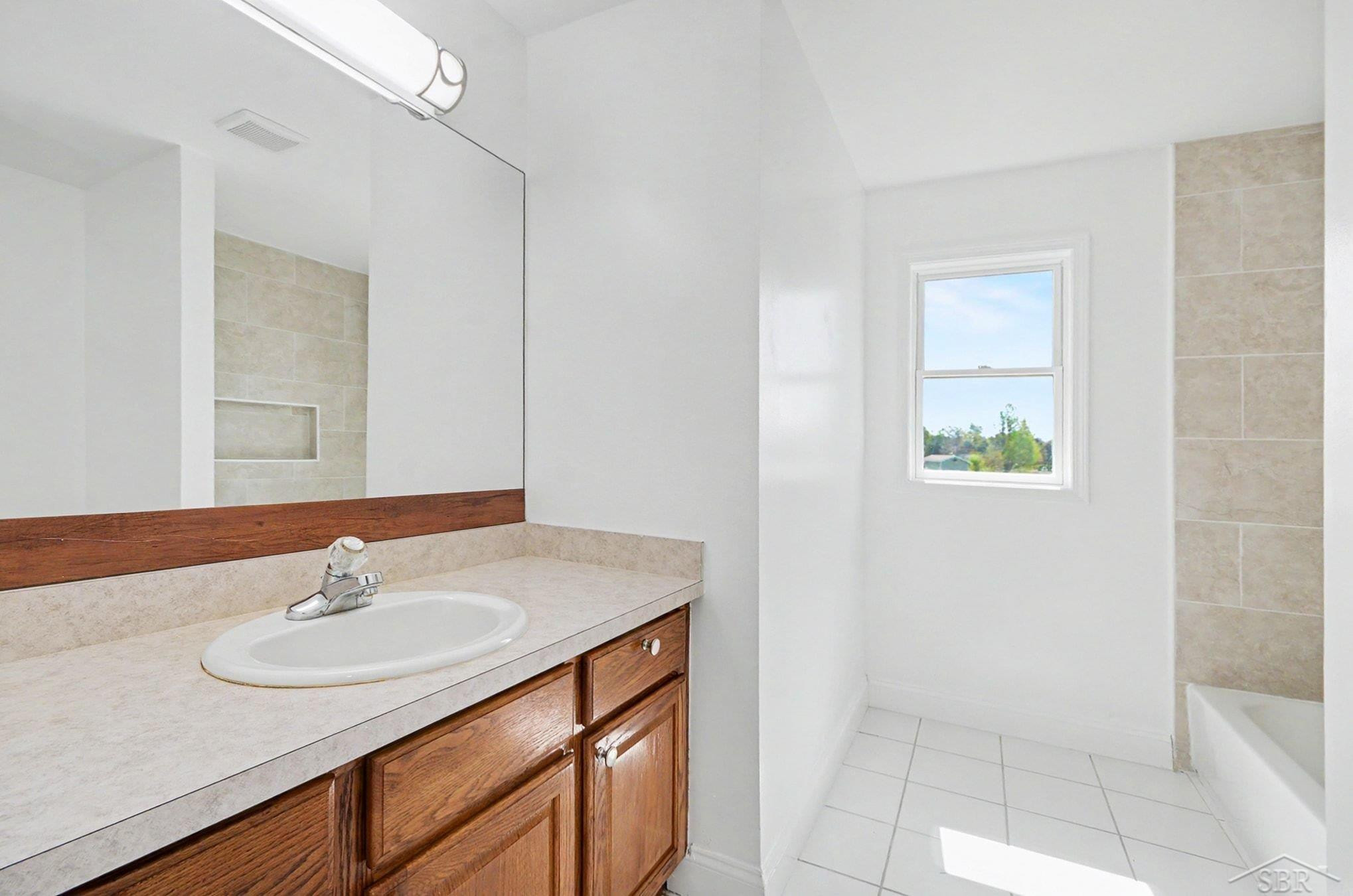 5888 Cobblestone Drive, North Branch, MI 48461 — Photo 14