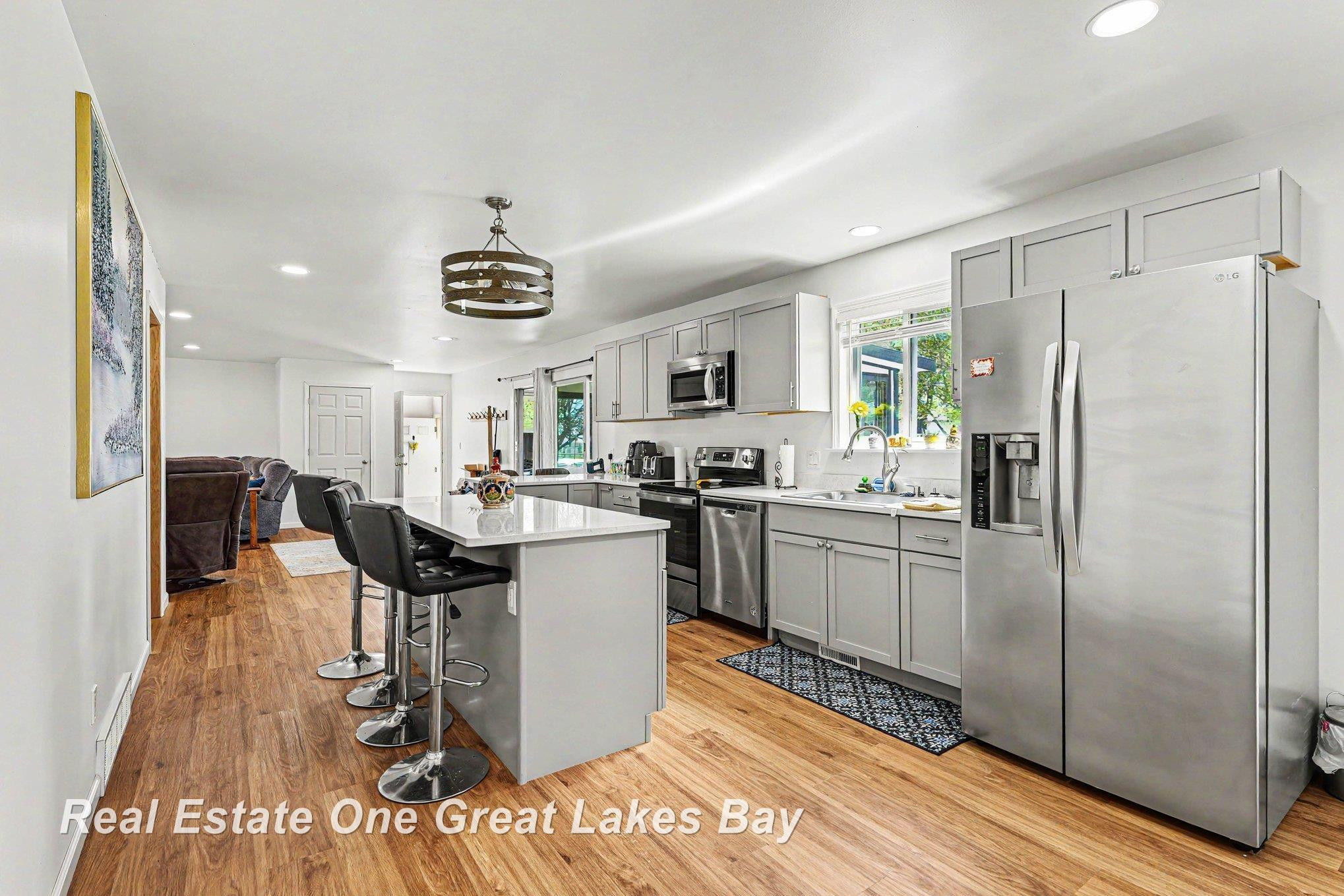 2118 Lakeview Street, Standish, MI 48658 — Photo 8