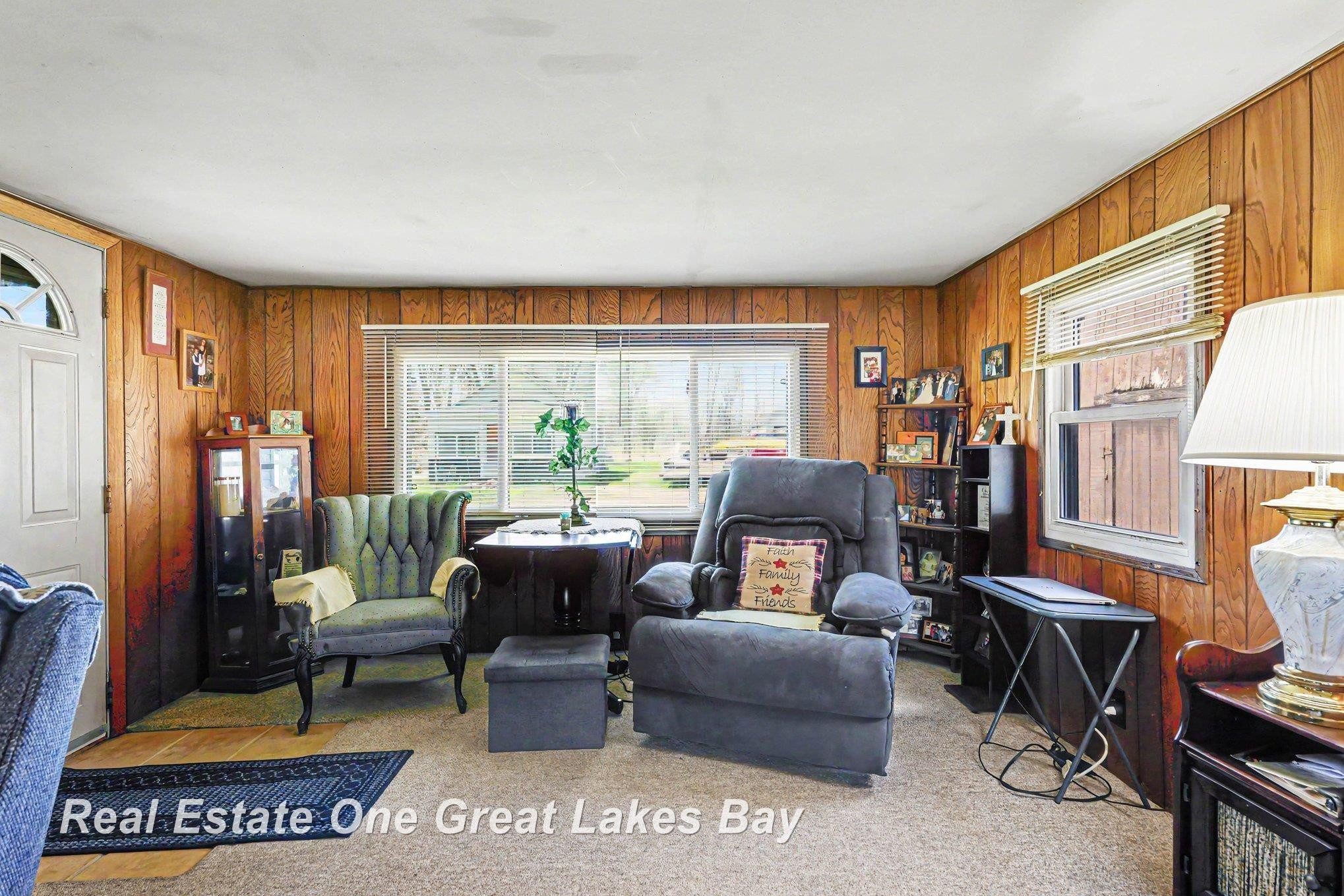 2118 Lakeview Street, Standish, MI 48658 — Photo 10