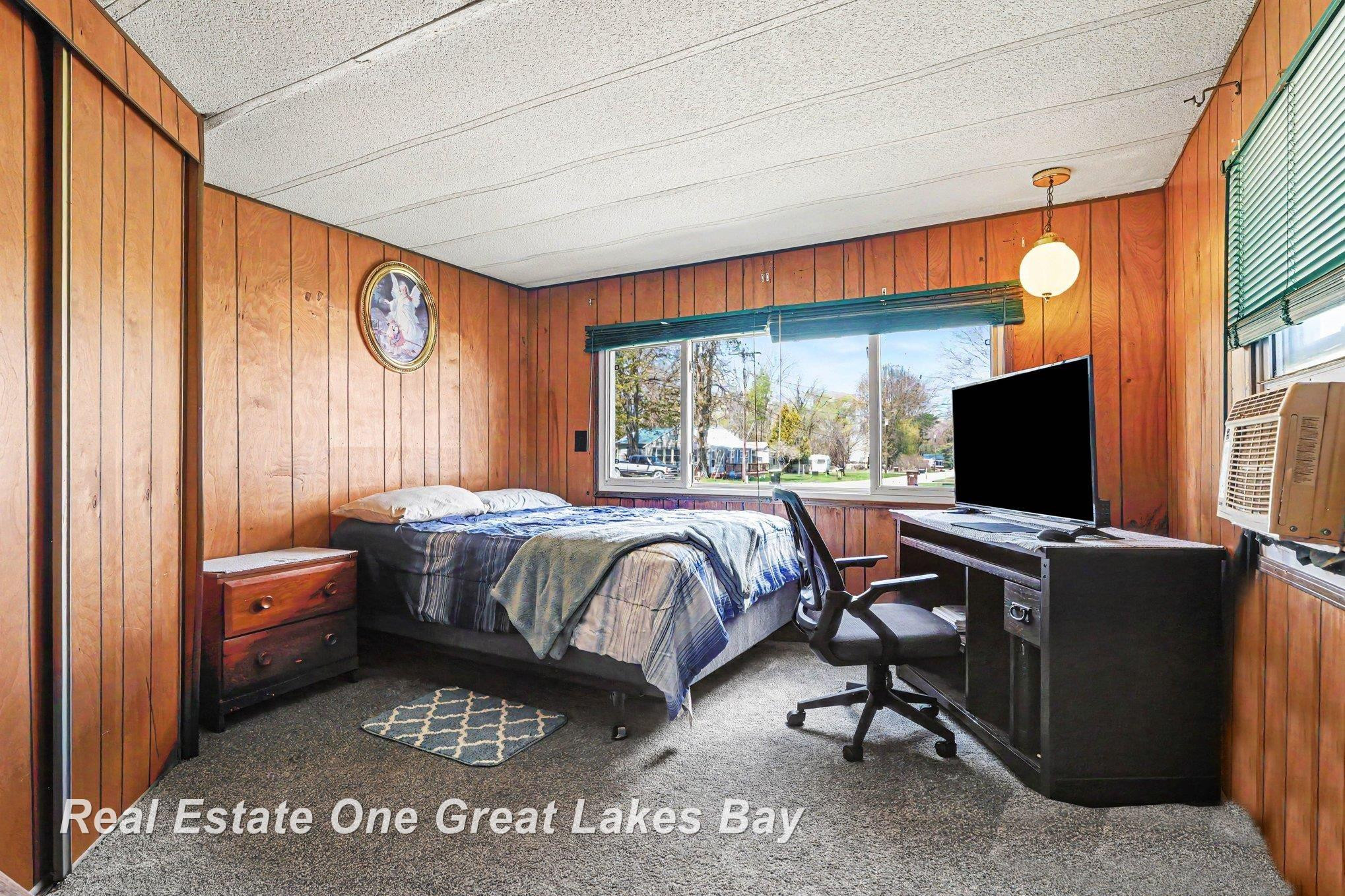 2118 Lakeview Street, Standish, MI 48658 — Photo 21