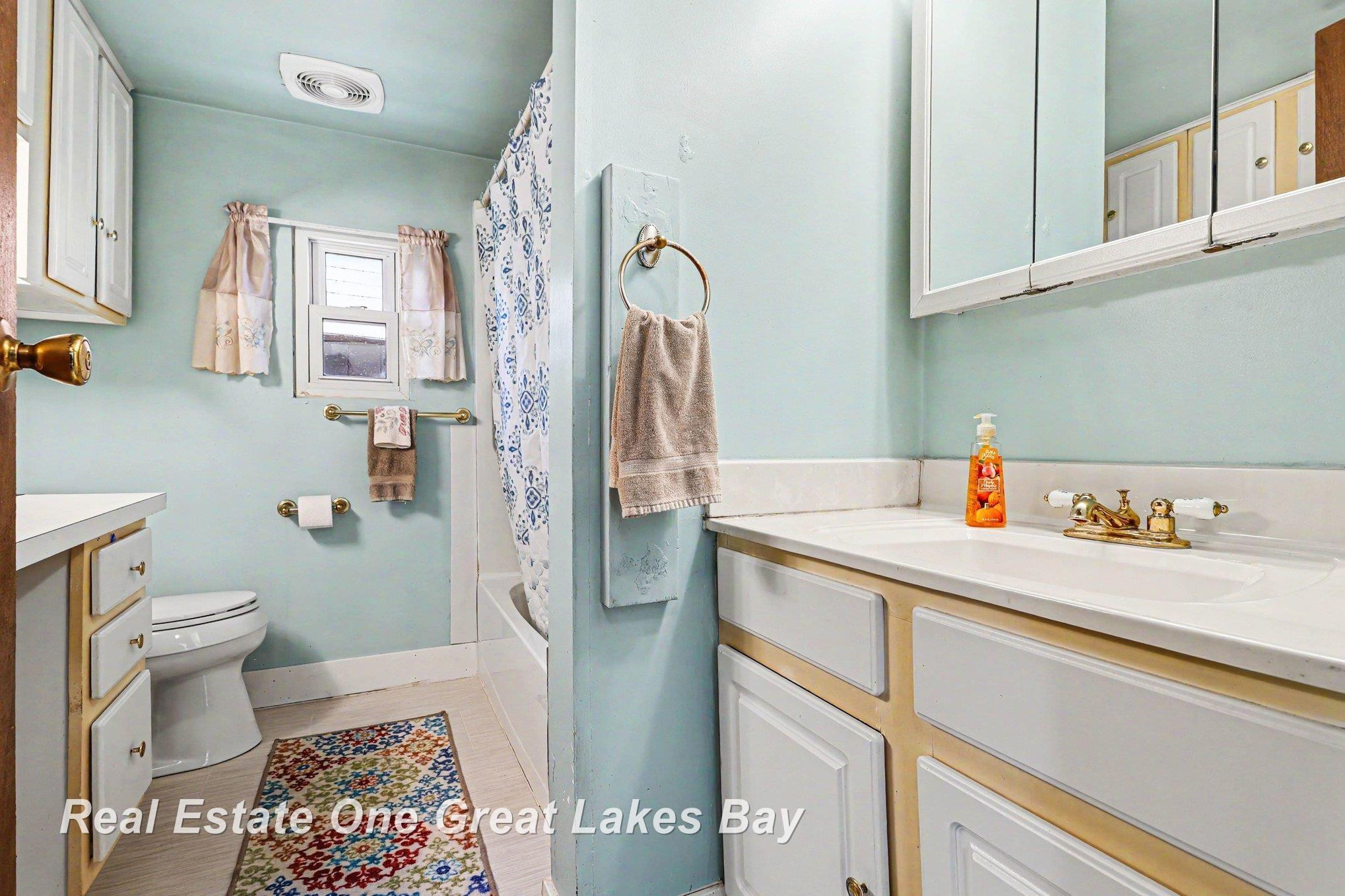 2118 Lakeview Street, Standish, MI 48658 — Photo 23