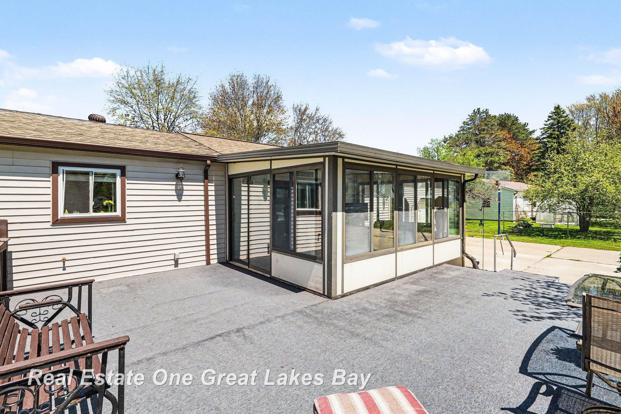2118 Lakeview Street, Standish, MI 48658 — Photo 26
